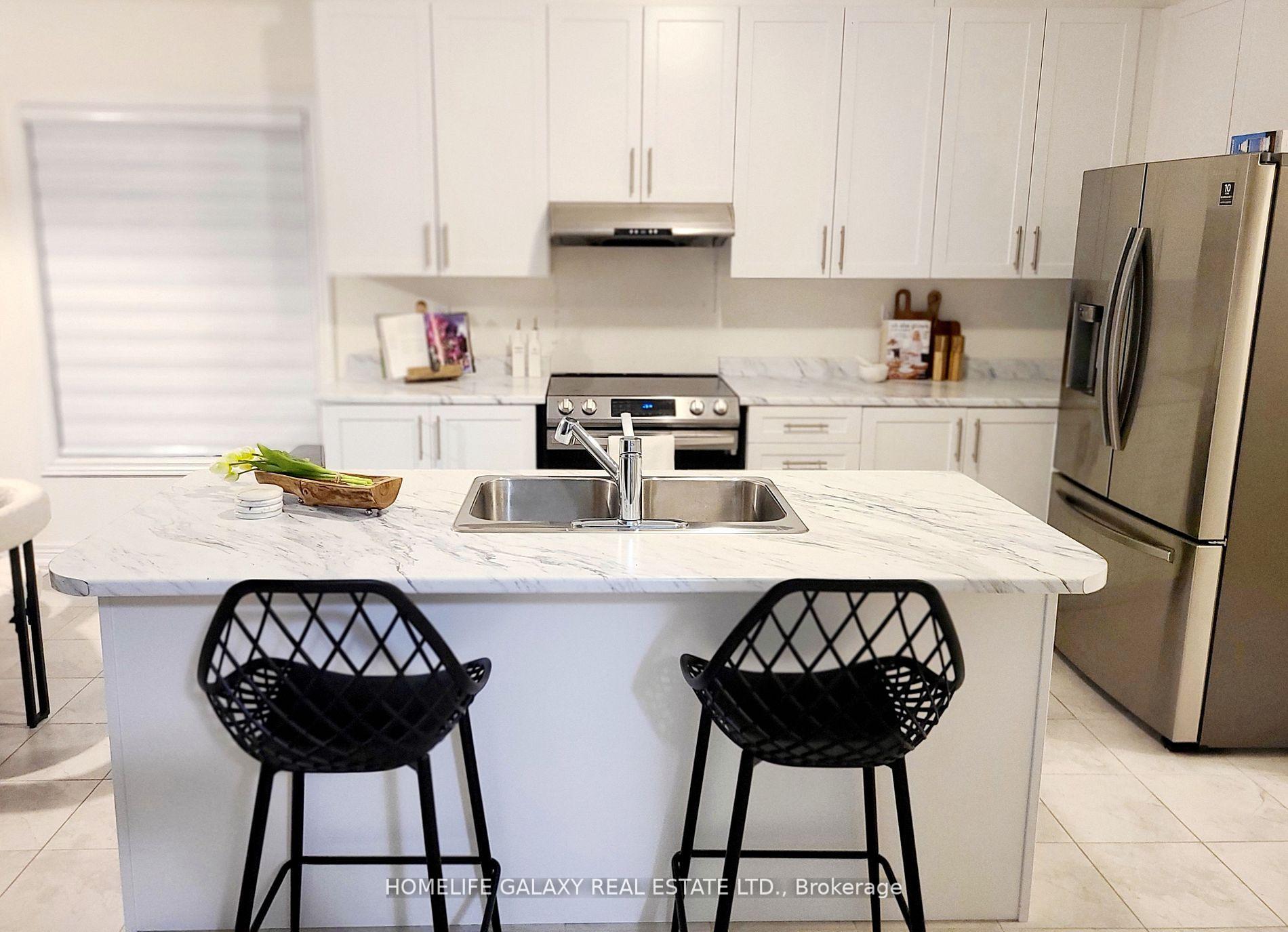 Photo 9 of 1777 Douglas Langtree Drive, Oshawa, Taunton — HOMEH