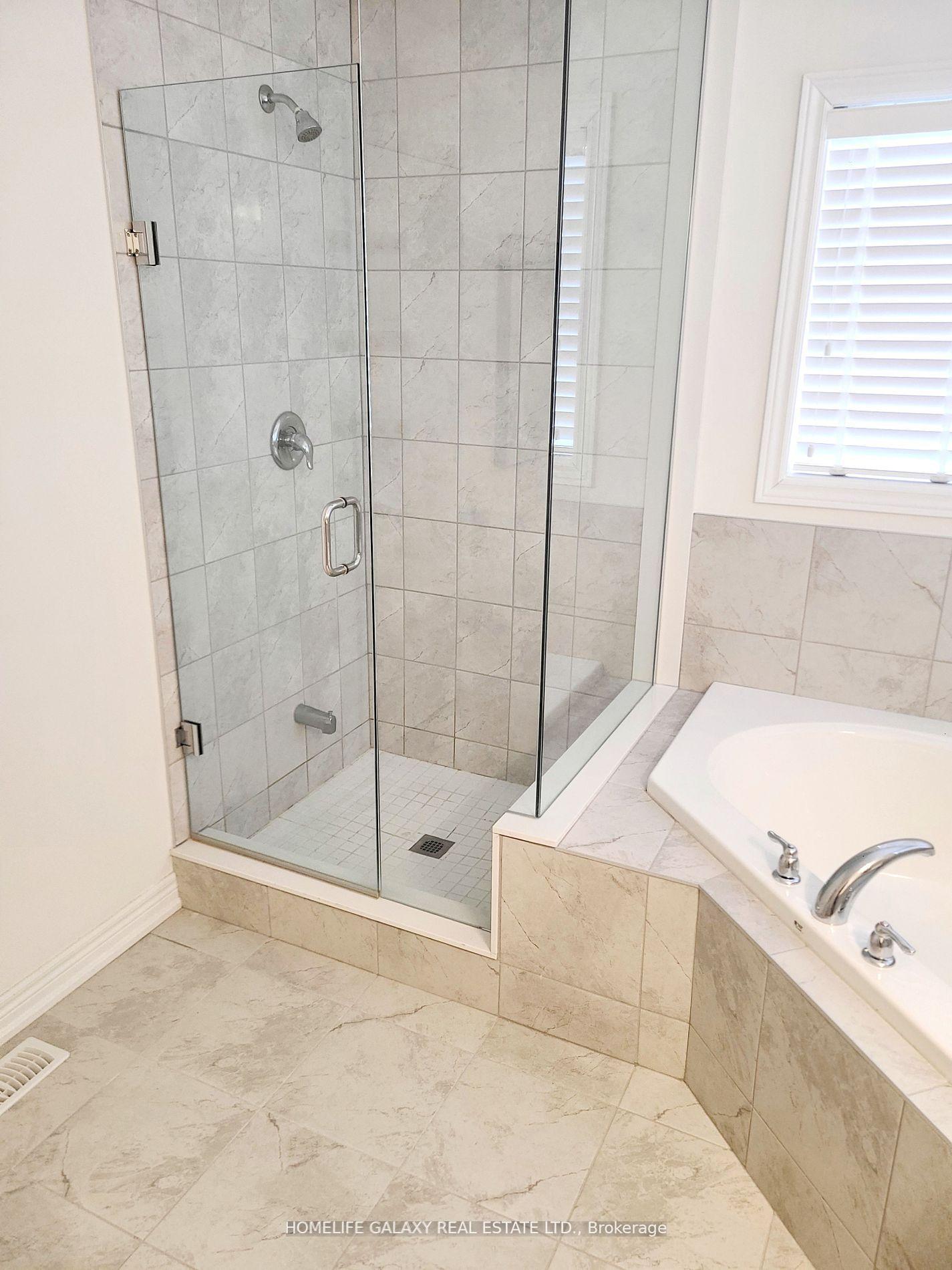 Photo 25 of 1777 Douglas Langtree Drive, Oshawa, Taunton — HOMEH