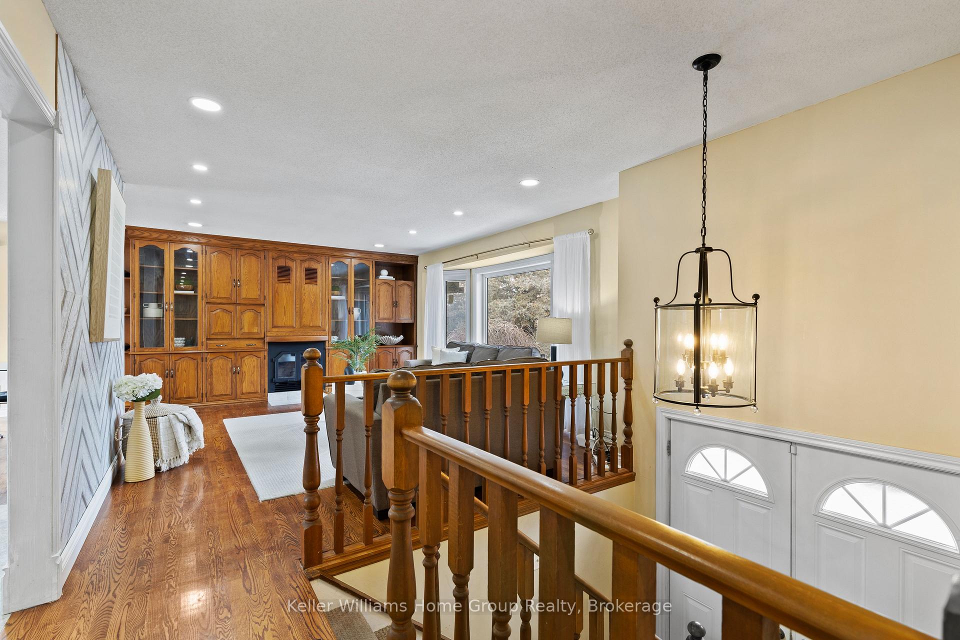 Photo 10 of 11 Brock Road S, Puslinch, Aberfoyle — HOMEH