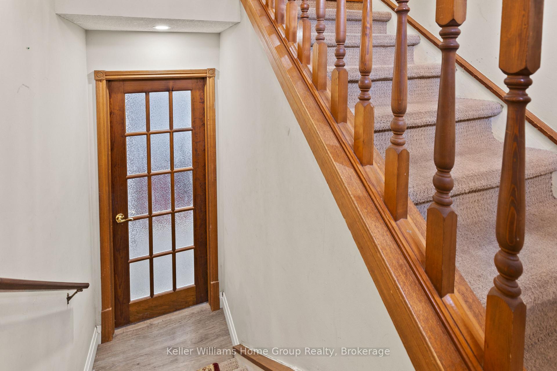 Photo 27 of 11 Brock Road S, Puslinch, Aberfoyle — HOMEH