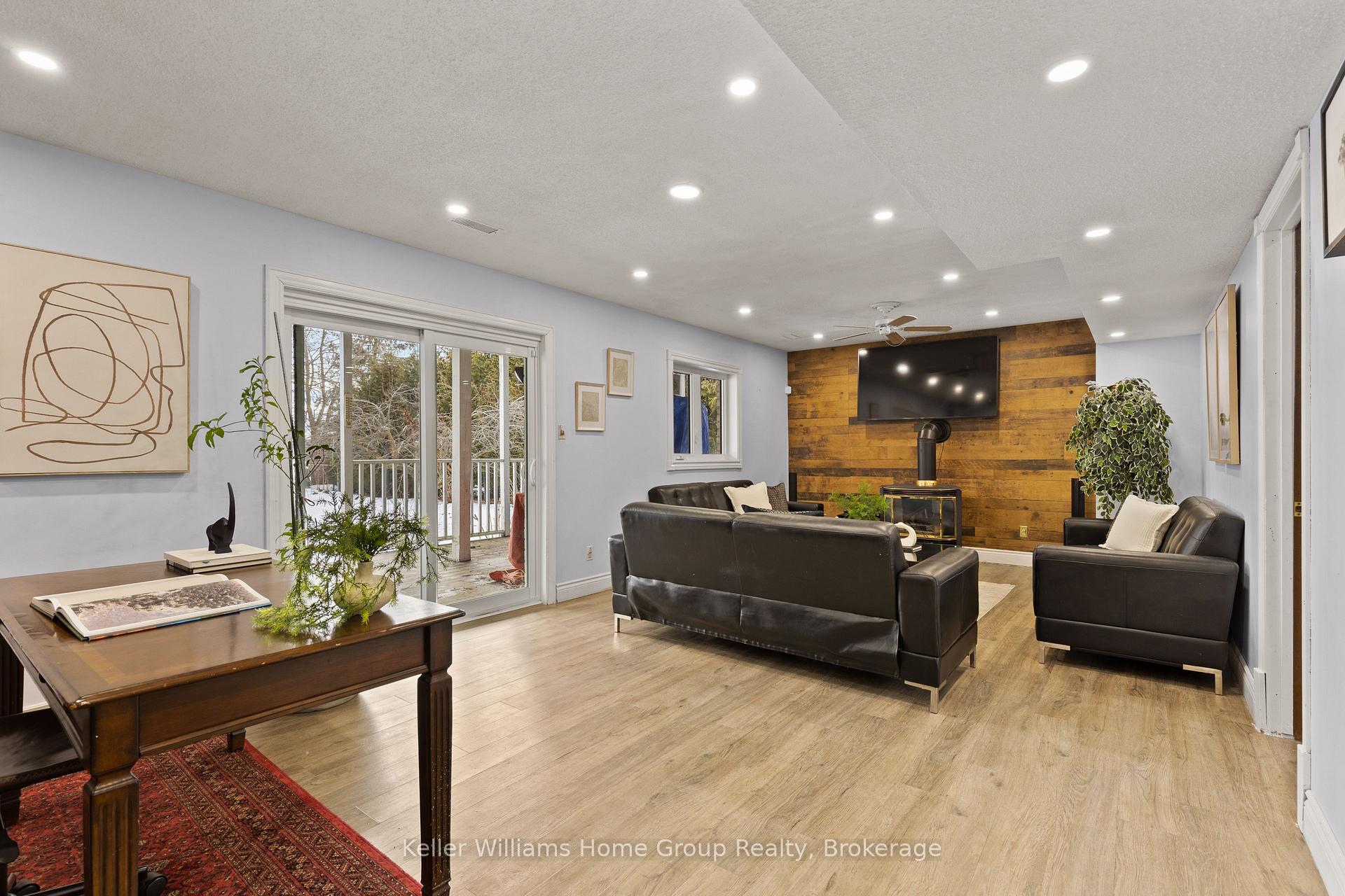 Photo 29 of 11 Brock Road S, Puslinch, Aberfoyle — HOMEH