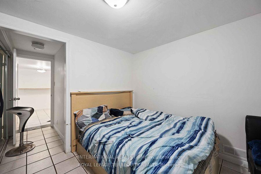 Photo 7 of 575 Stevenson Road N, Oshawa, McLaughlin — HOMEH