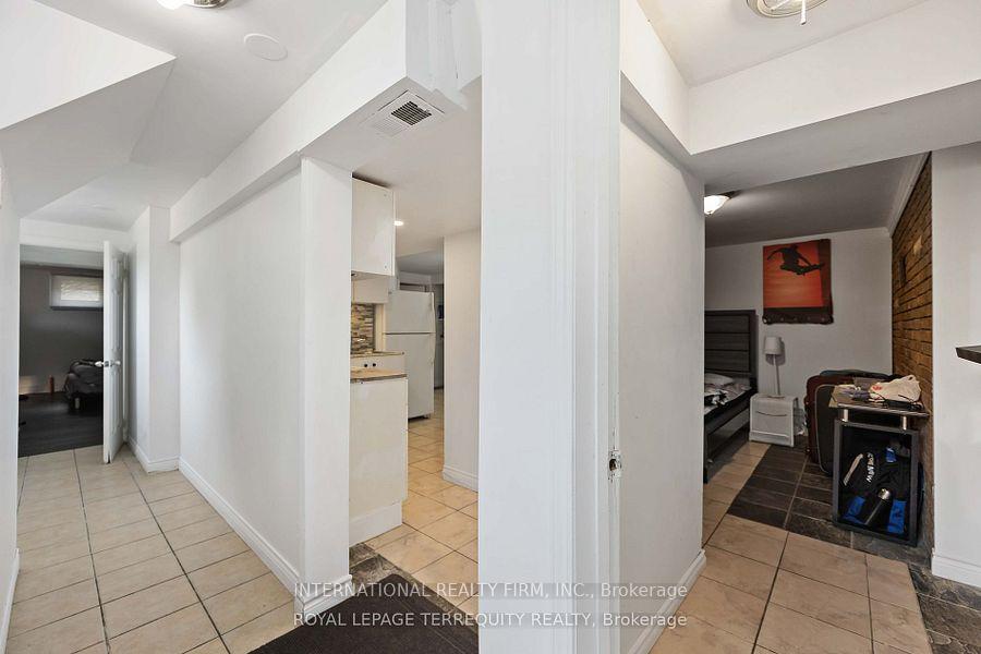 Photo 9 of 575 Stevenson Road N, Oshawa, McLaughlin — HOMEH