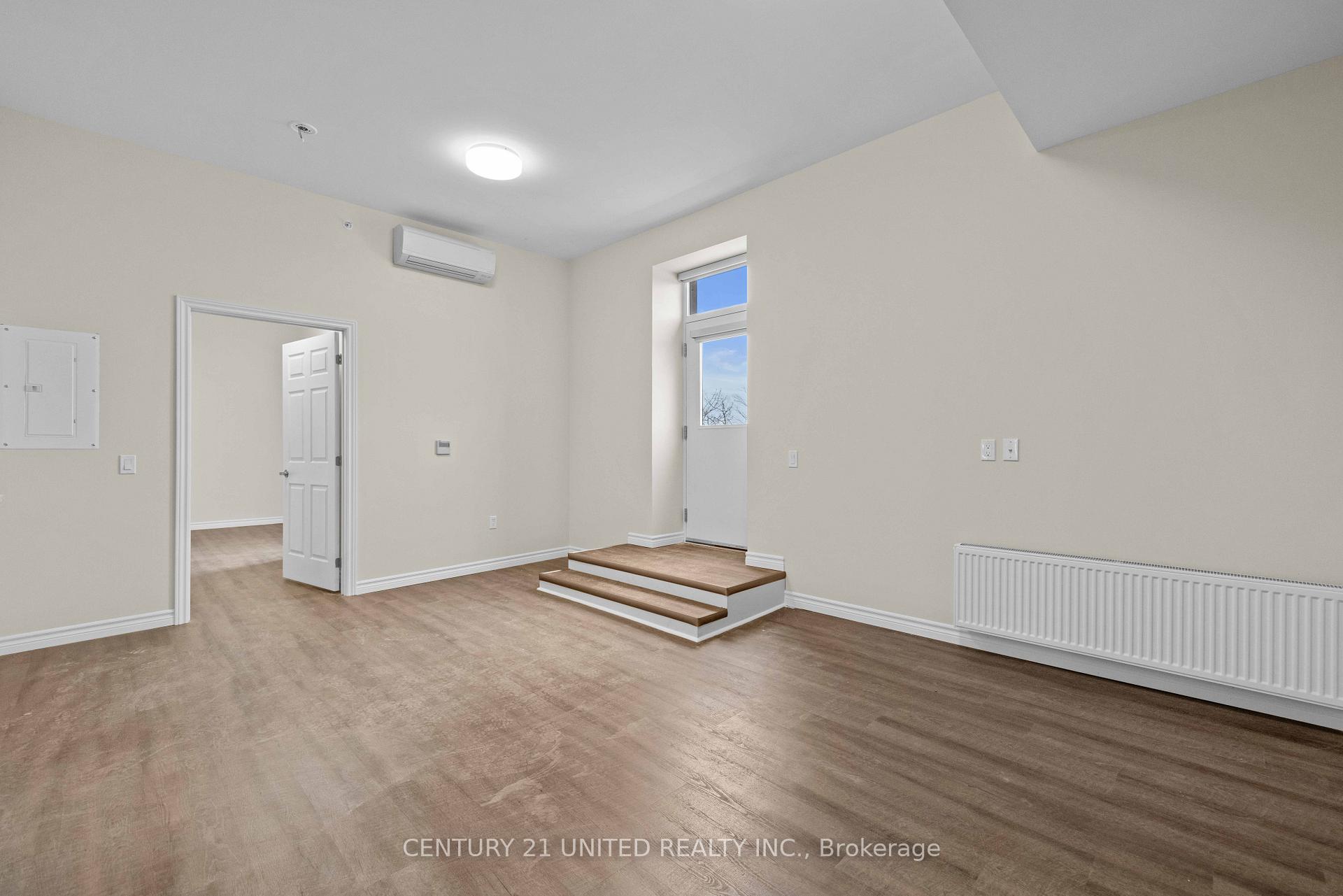 Photo 4 of Unit C306, 1545 Monaghan Road, Peterborough, Town Ward 3 — HOMEH
