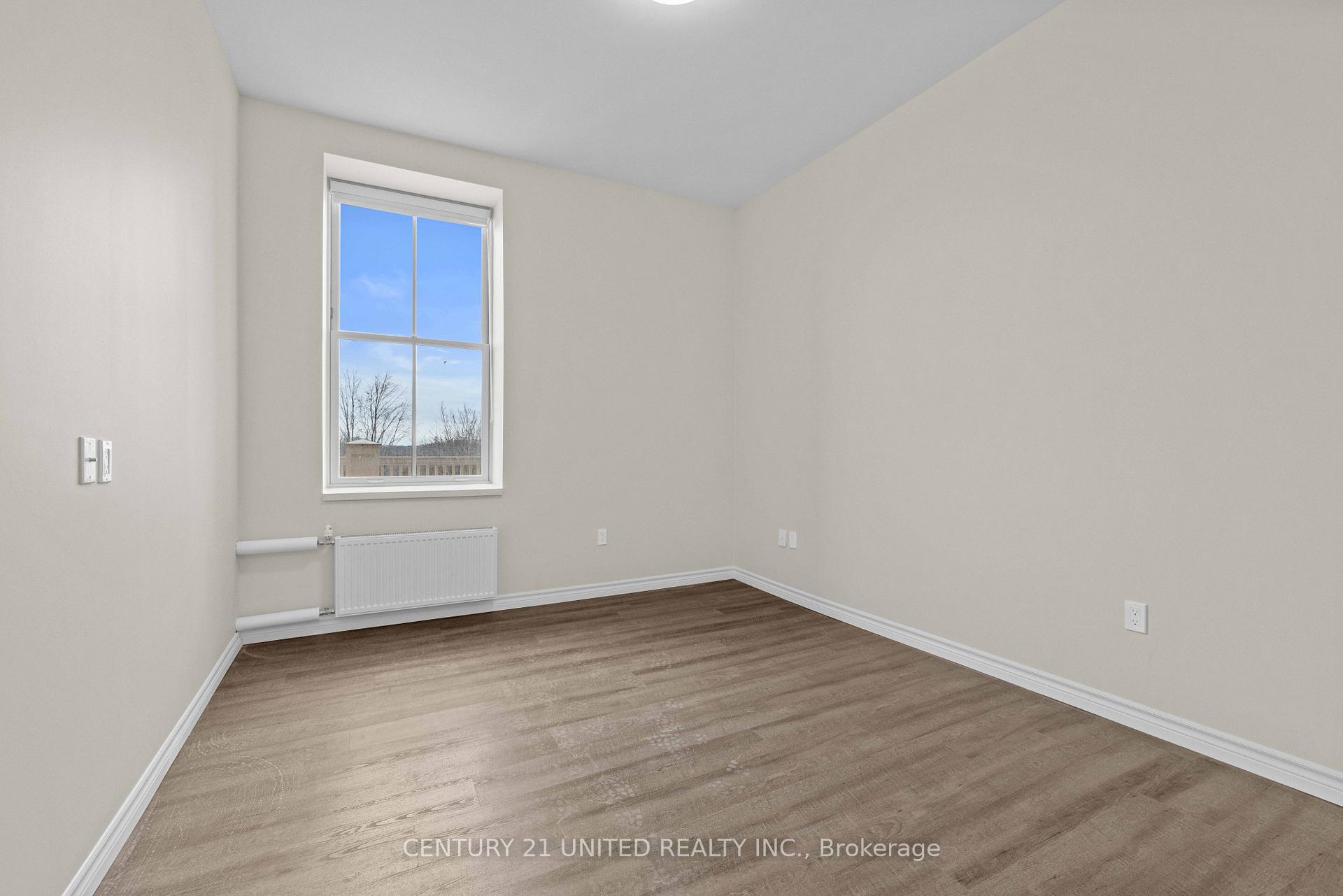 Photo 12 of Unit C306, 1545 Monaghan Road, Peterborough, Town Ward 3 — HOMEH