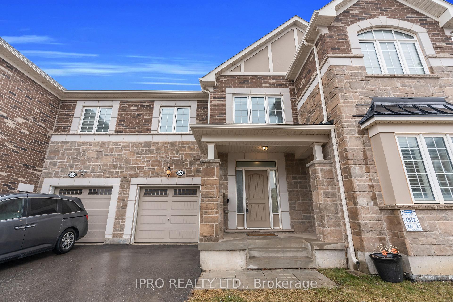 Photo 2 of 1256 Hazel Way, Milton, Cobban — HOMEH