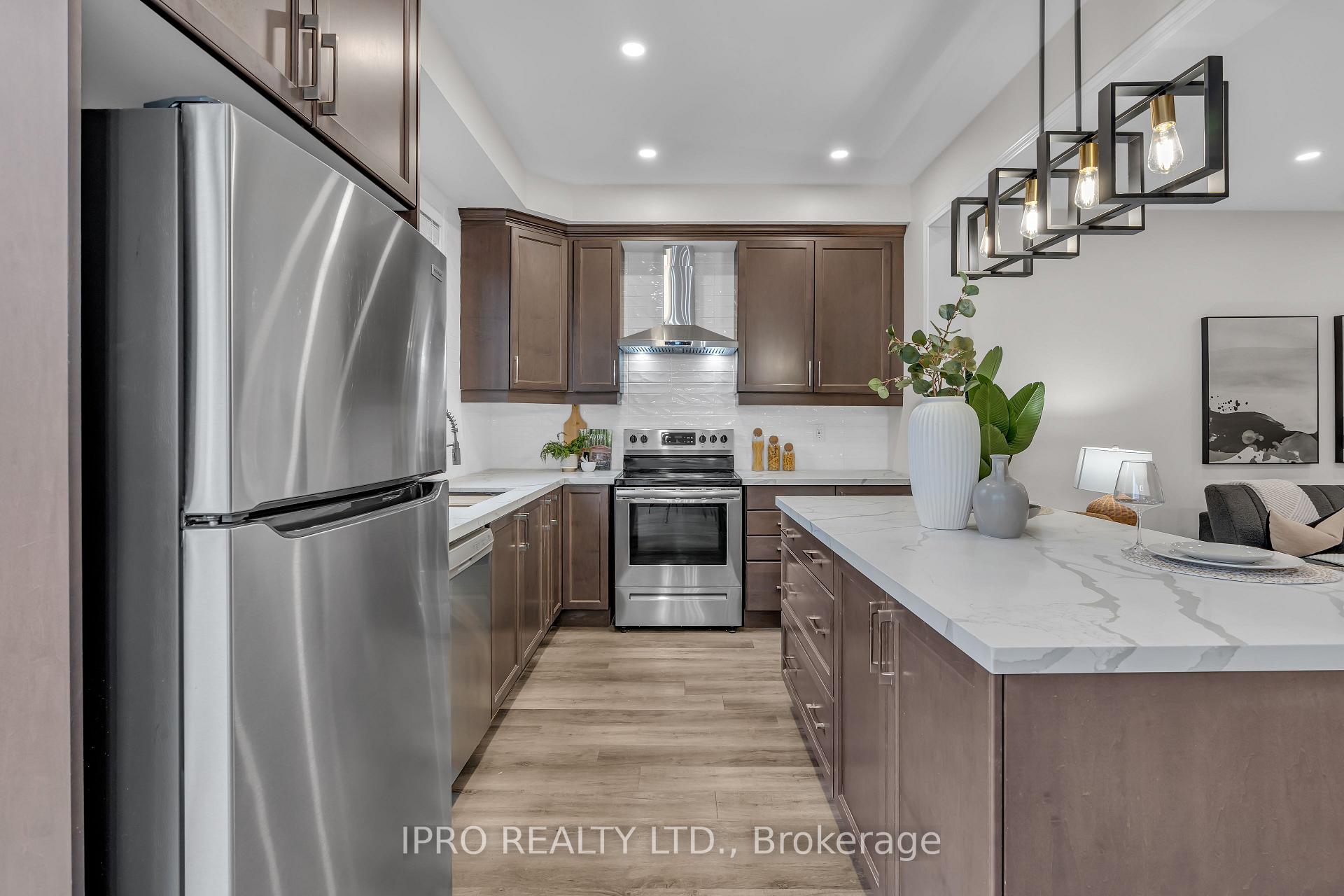 Photo 14 of 1256 Hazel Way, Milton, Cobban — HOMEH