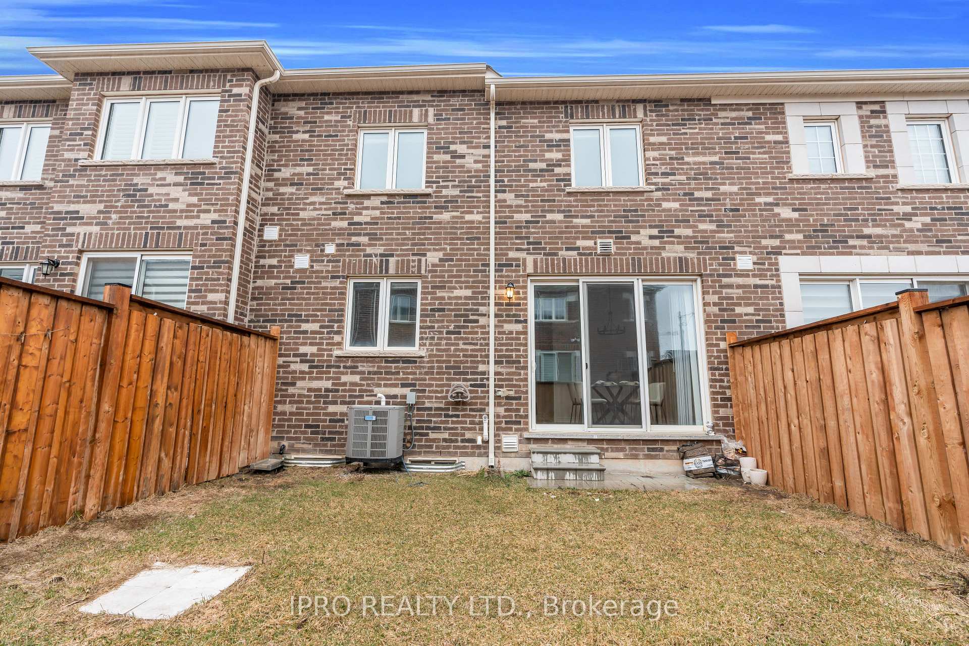 Photo 43 of 1256 Hazel Way, Milton, Cobban — HOMEH