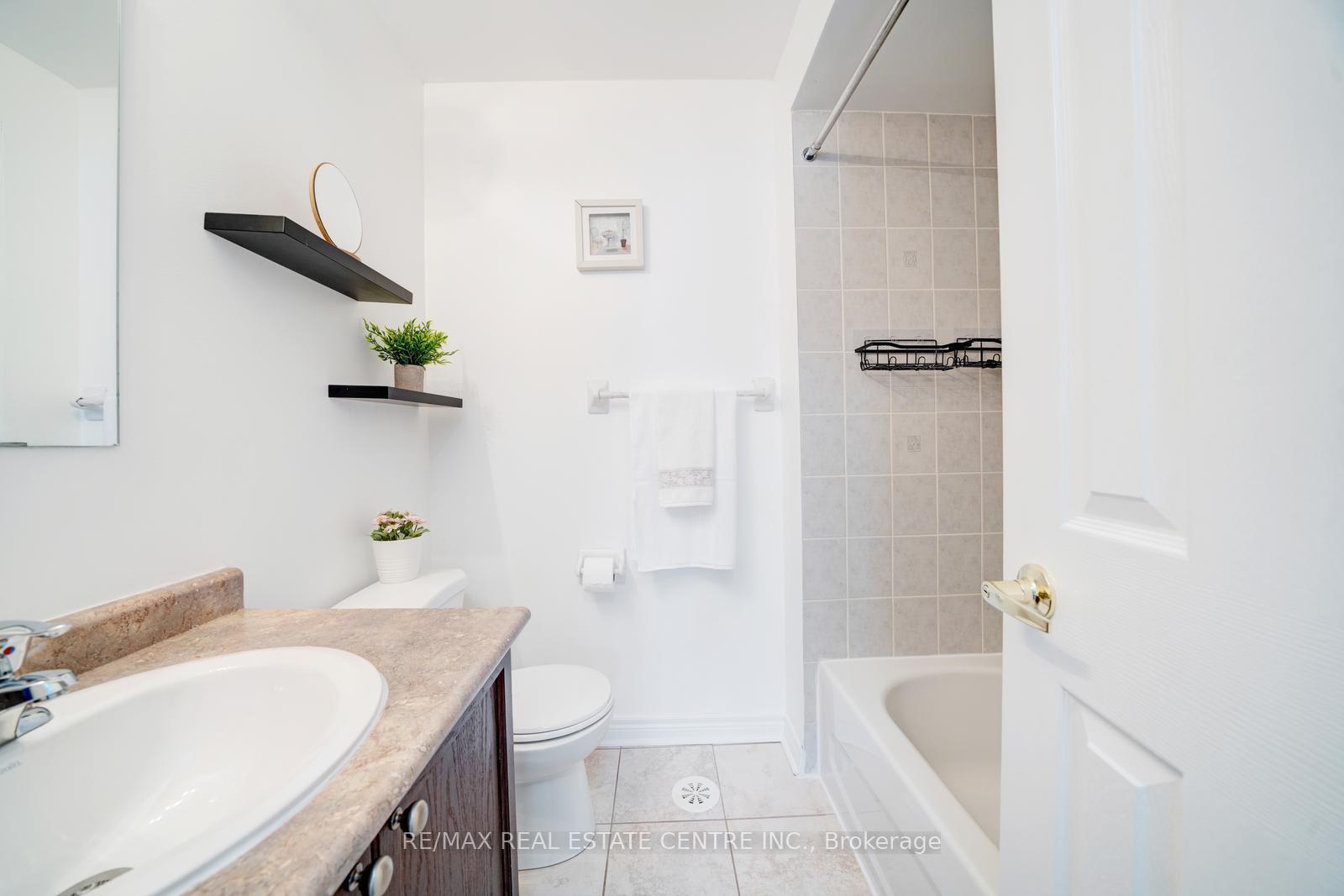 Photo 25 of Unit 66, 1250 St. Martins Drive, Pickering, Bay Ridges — HOMEH