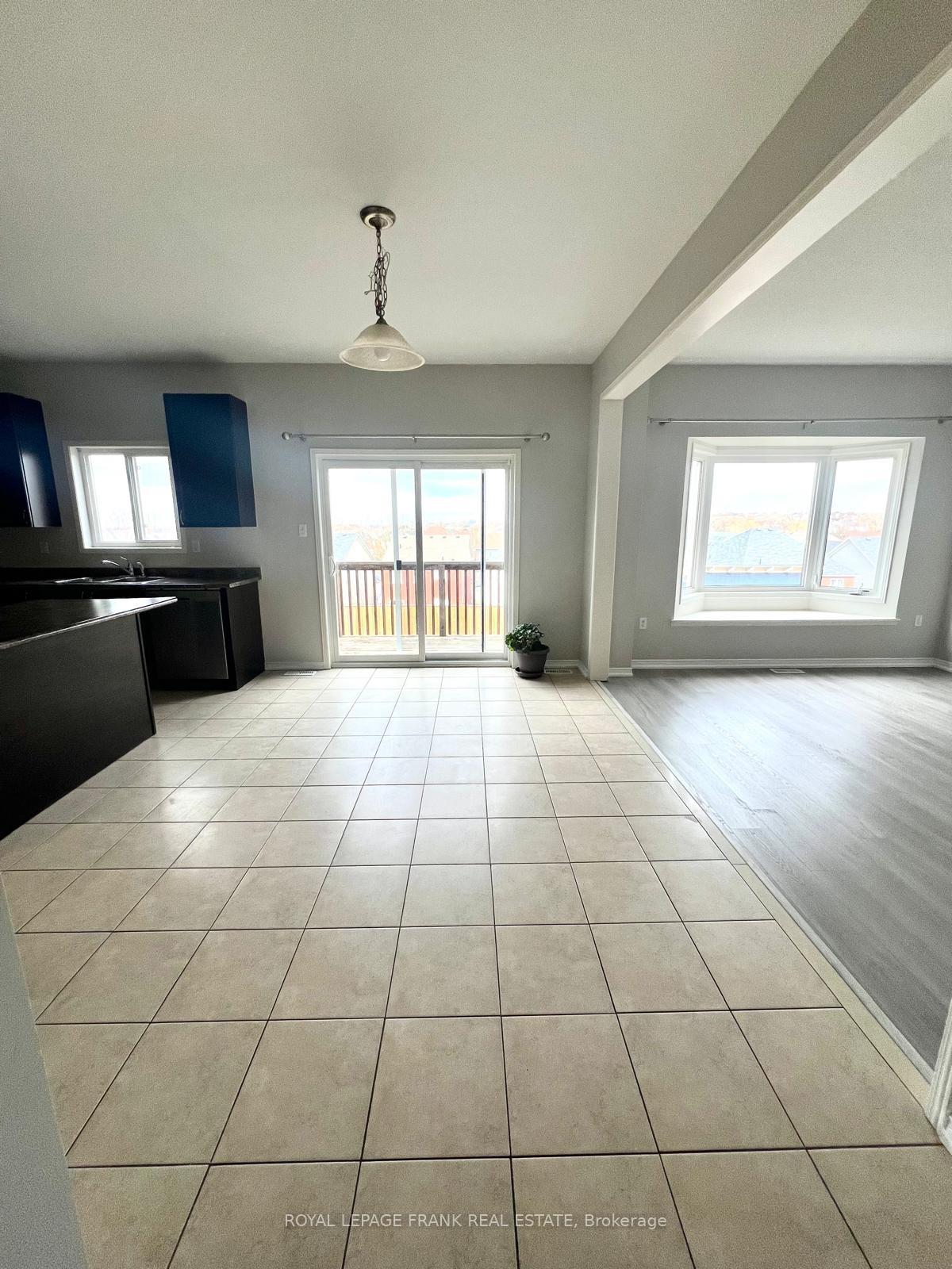 Photo 12 of 1780 Finkle Drive, Oshawa, Taunton — HOMEH