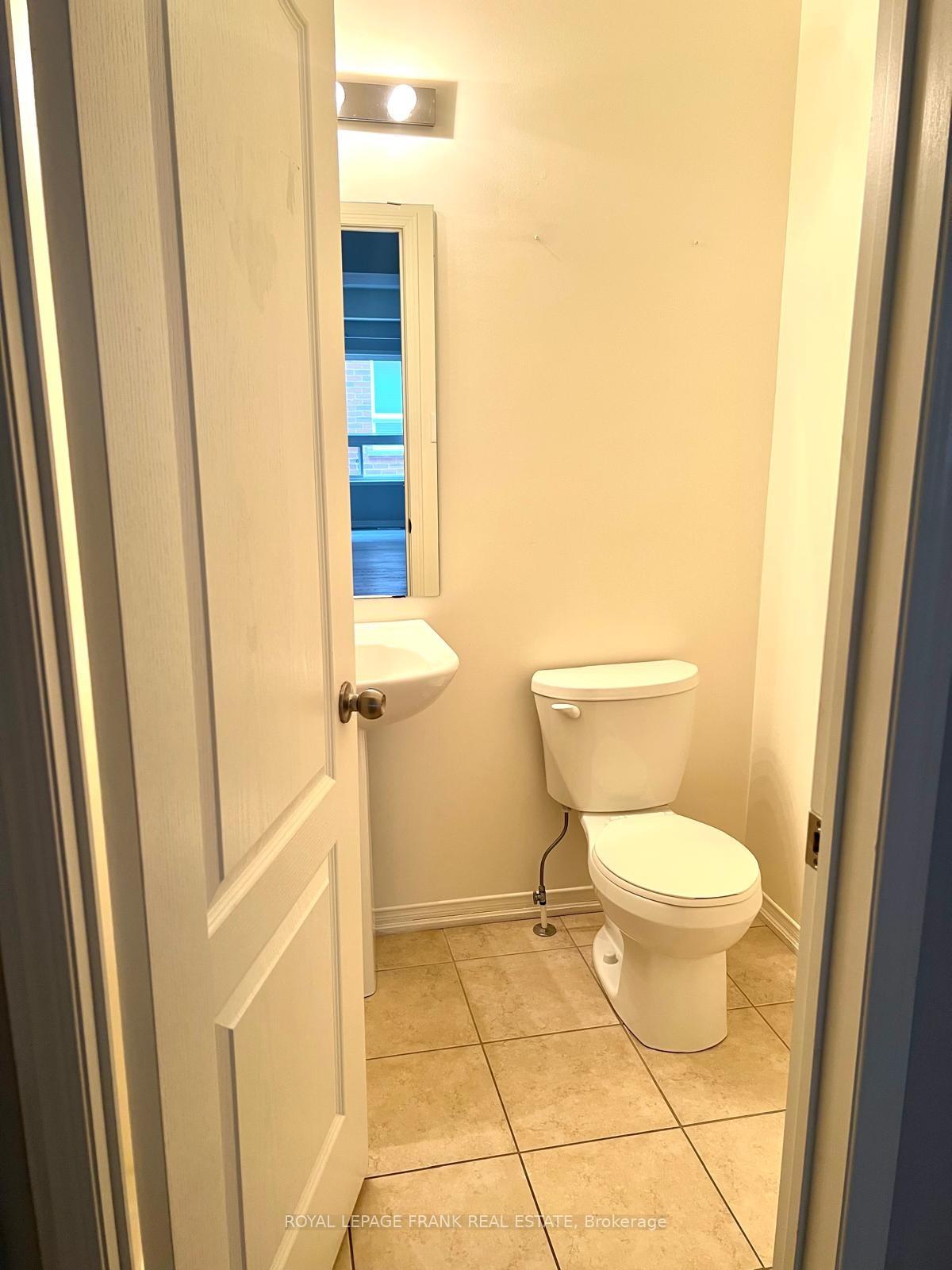 Photo 16 of 1780 Finkle Drive, Oshawa, Taunton — HOMEH