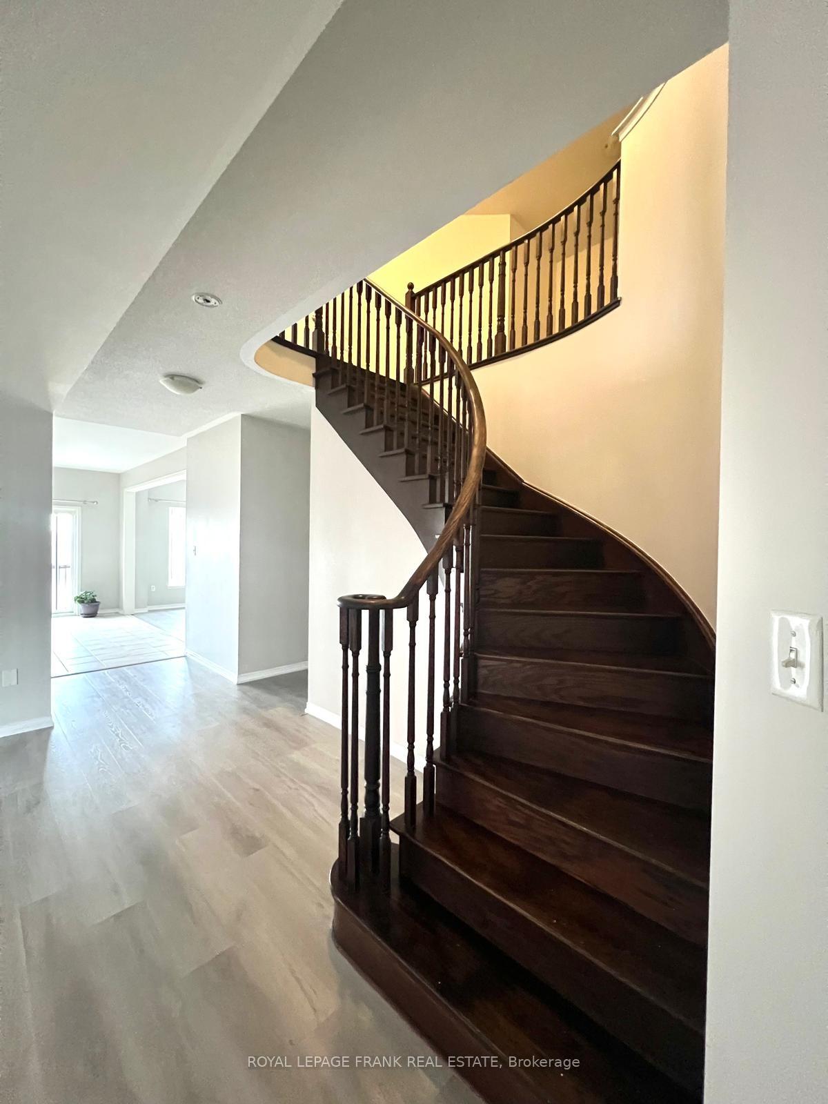 Photo 18 of 1780 Finkle Drive, Oshawa, Taunton — HOMEH