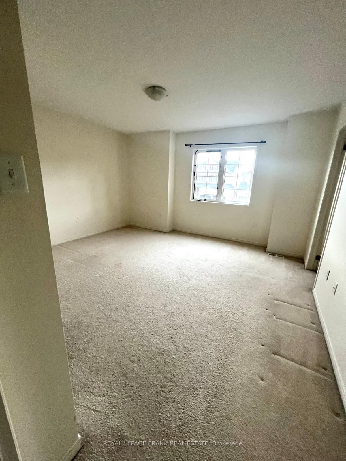 Photo 31 of 1780 Finkle Drive, Oshawa, Taunton — HOMEH