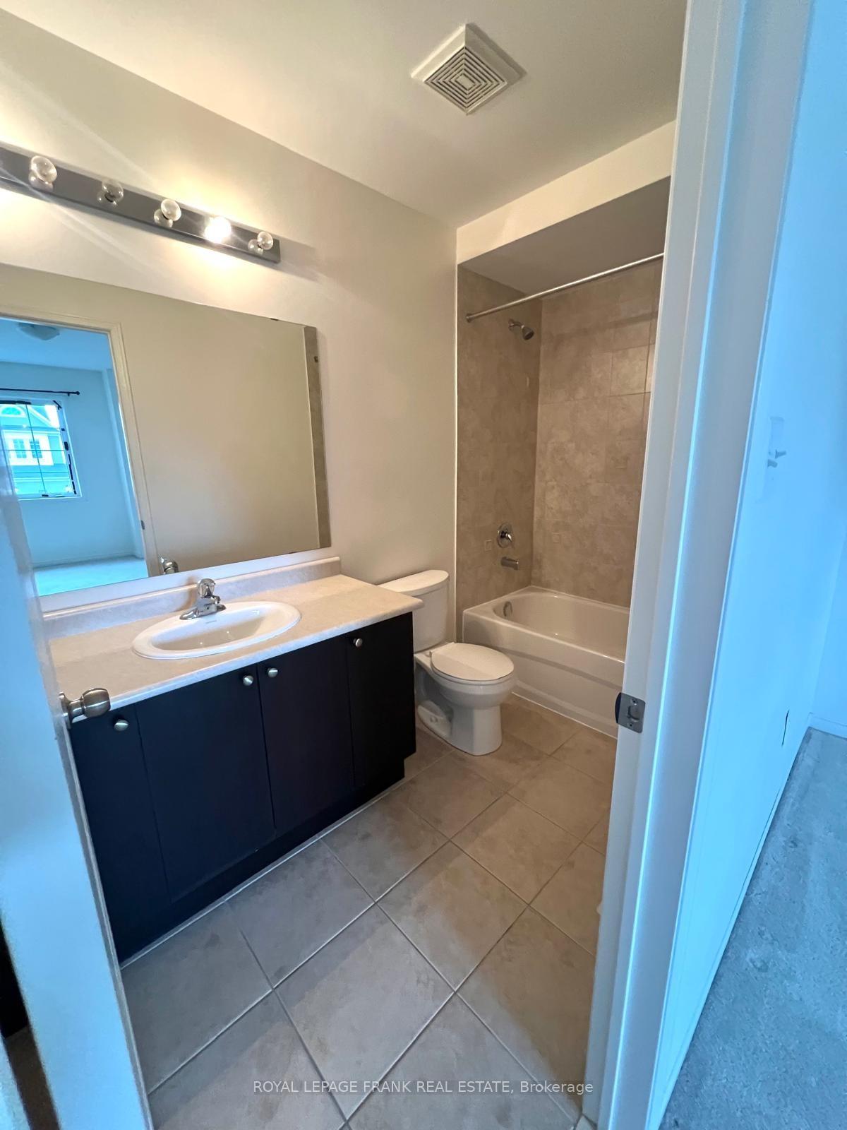 Photo 32 of 1780 Finkle Drive, Oshawa, Taunton — HOMEH