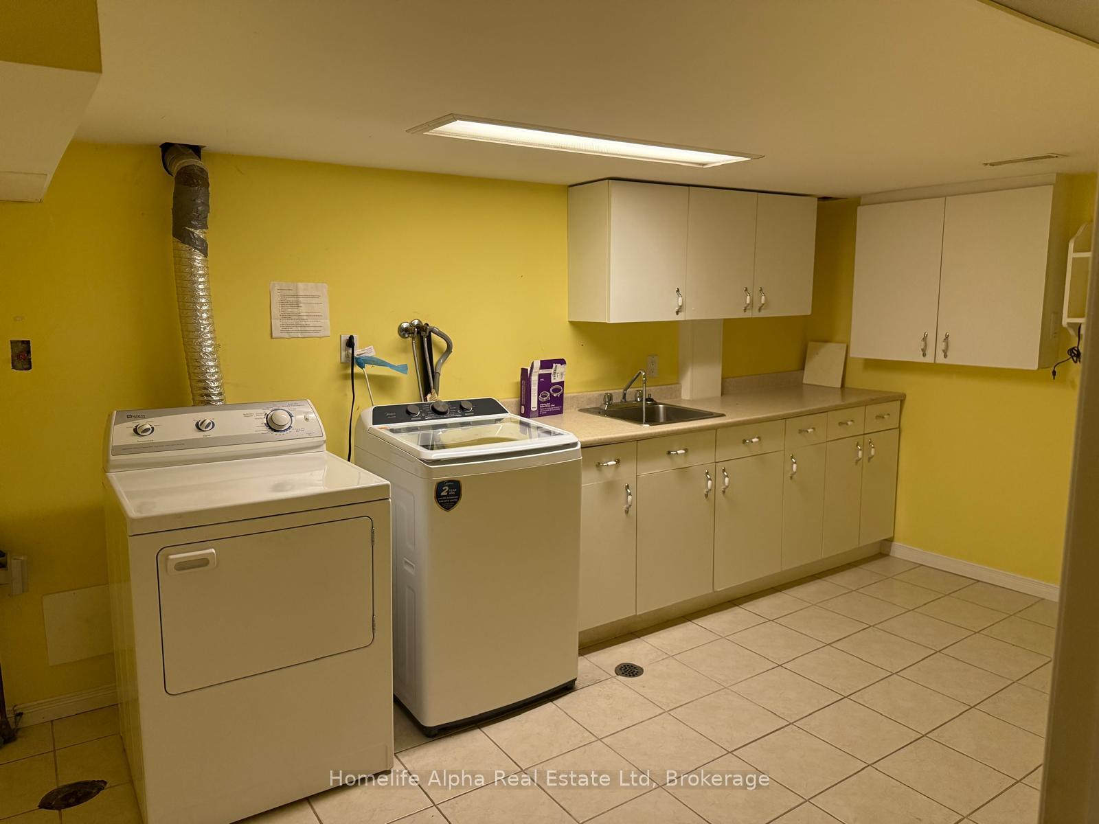 Photo 14 of 900 Barnardo Avenue, Peterborough, Northcrest Ward 5 — HOMEH