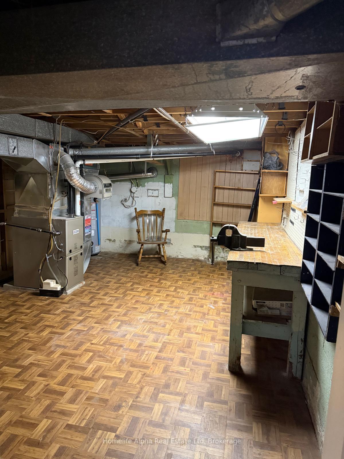 Photo 19 of 900 Barnardo Avenue, Peterborough, Northcrest Ward 5 — HOMEH