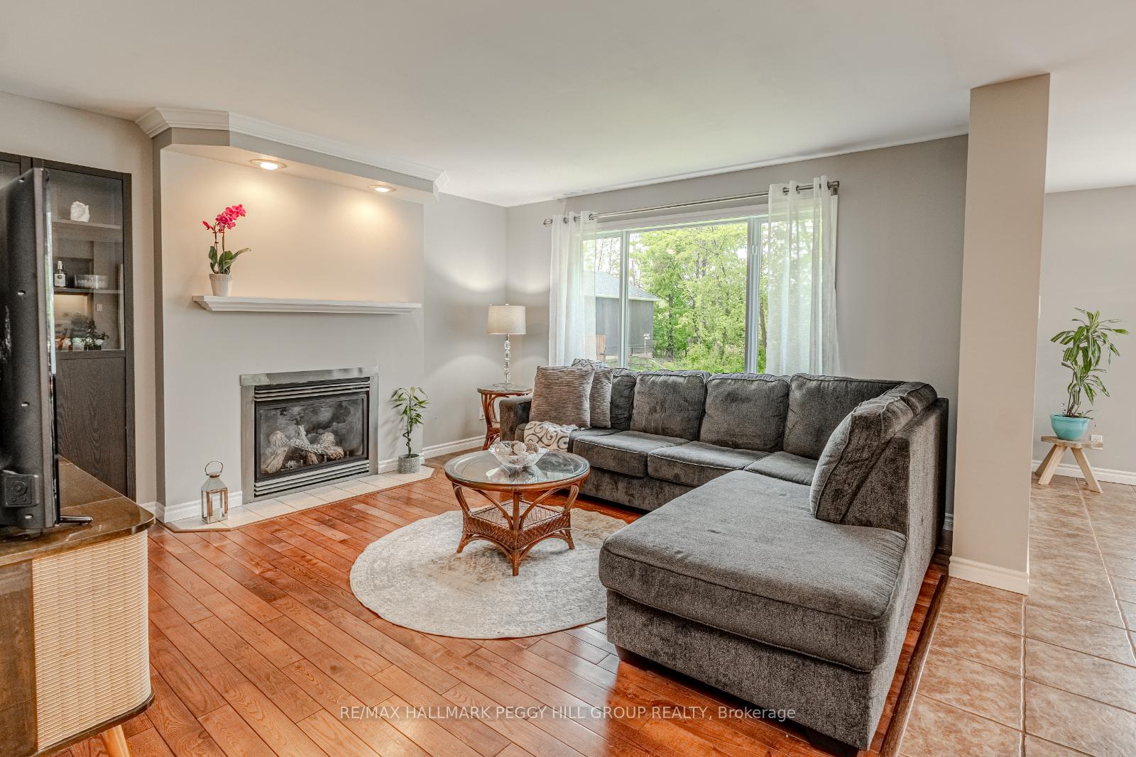 Photo 3 of 4653 Kurtis Drive, Ramara, Atherley — HOMEH