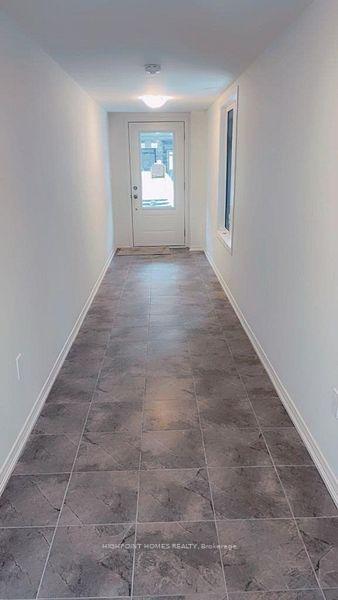 Photo 3 of 1418 Coral Springs Path, Oshawa, Taunton — HOMEH