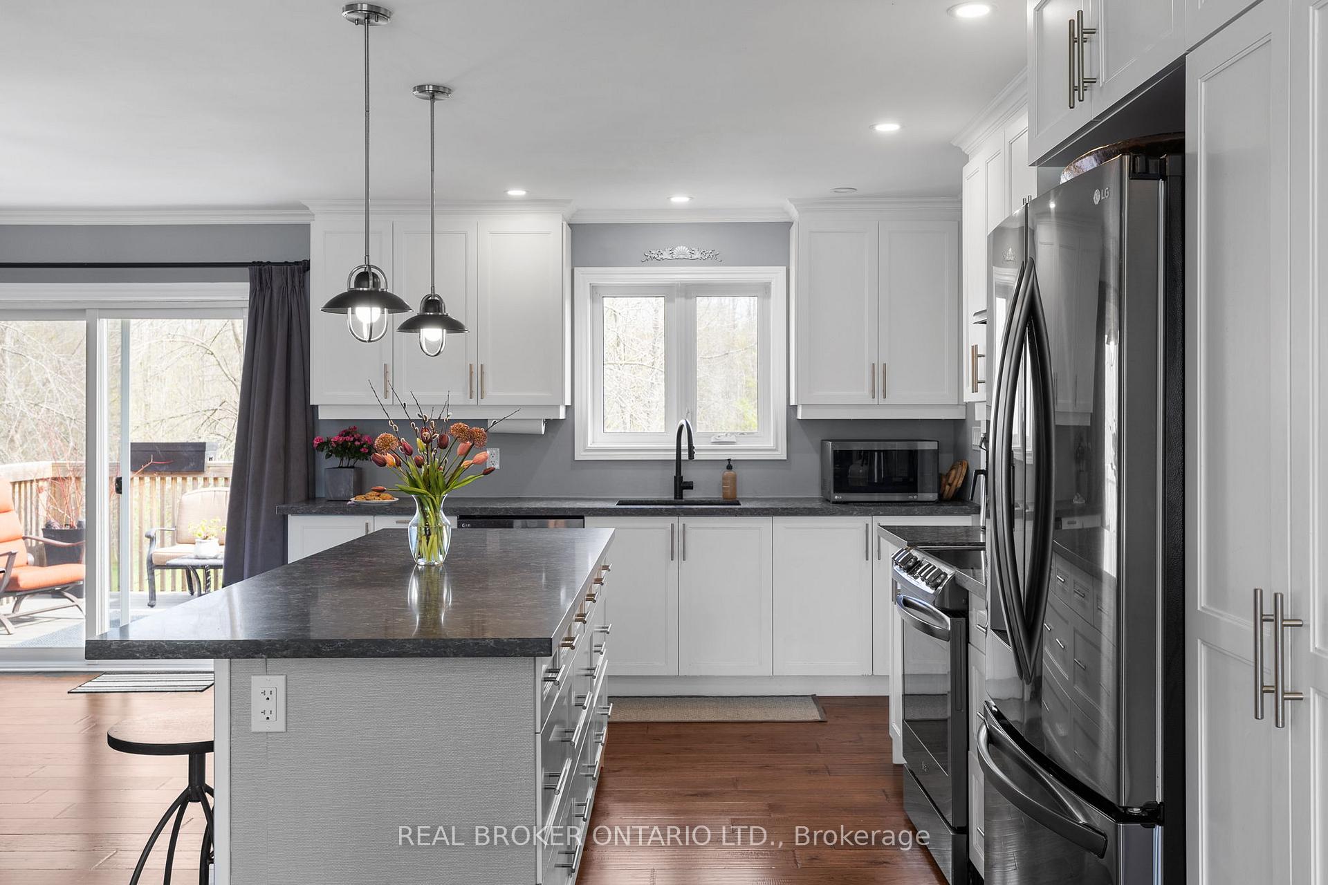 Photo 7 of 95 Simcoe Road, Ramara, Rural Ramara — HOMEH