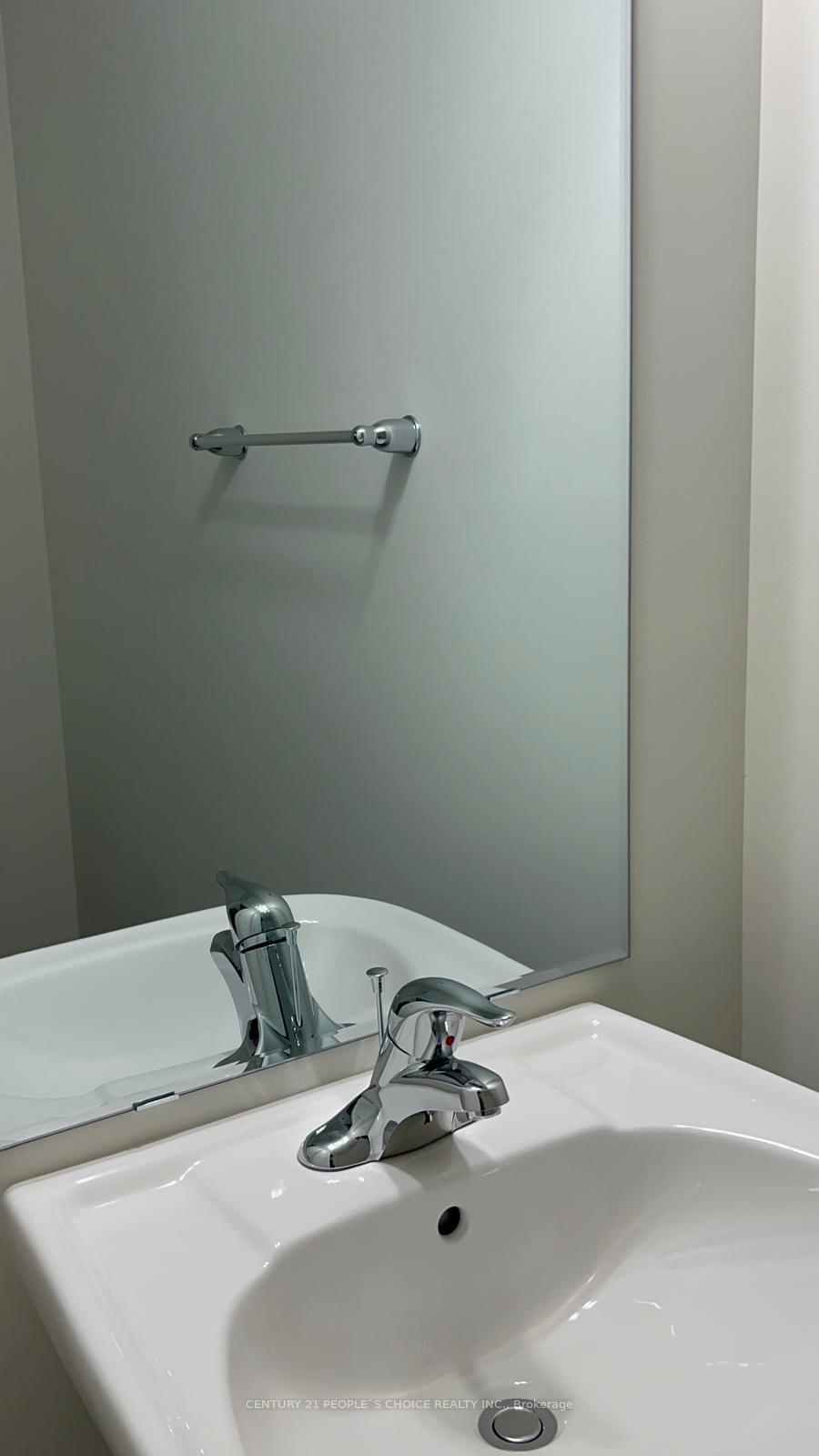 Photo 17 of 3361 Thunderbird Promenade E, Pickering, Rural Pickering — HOMEH
