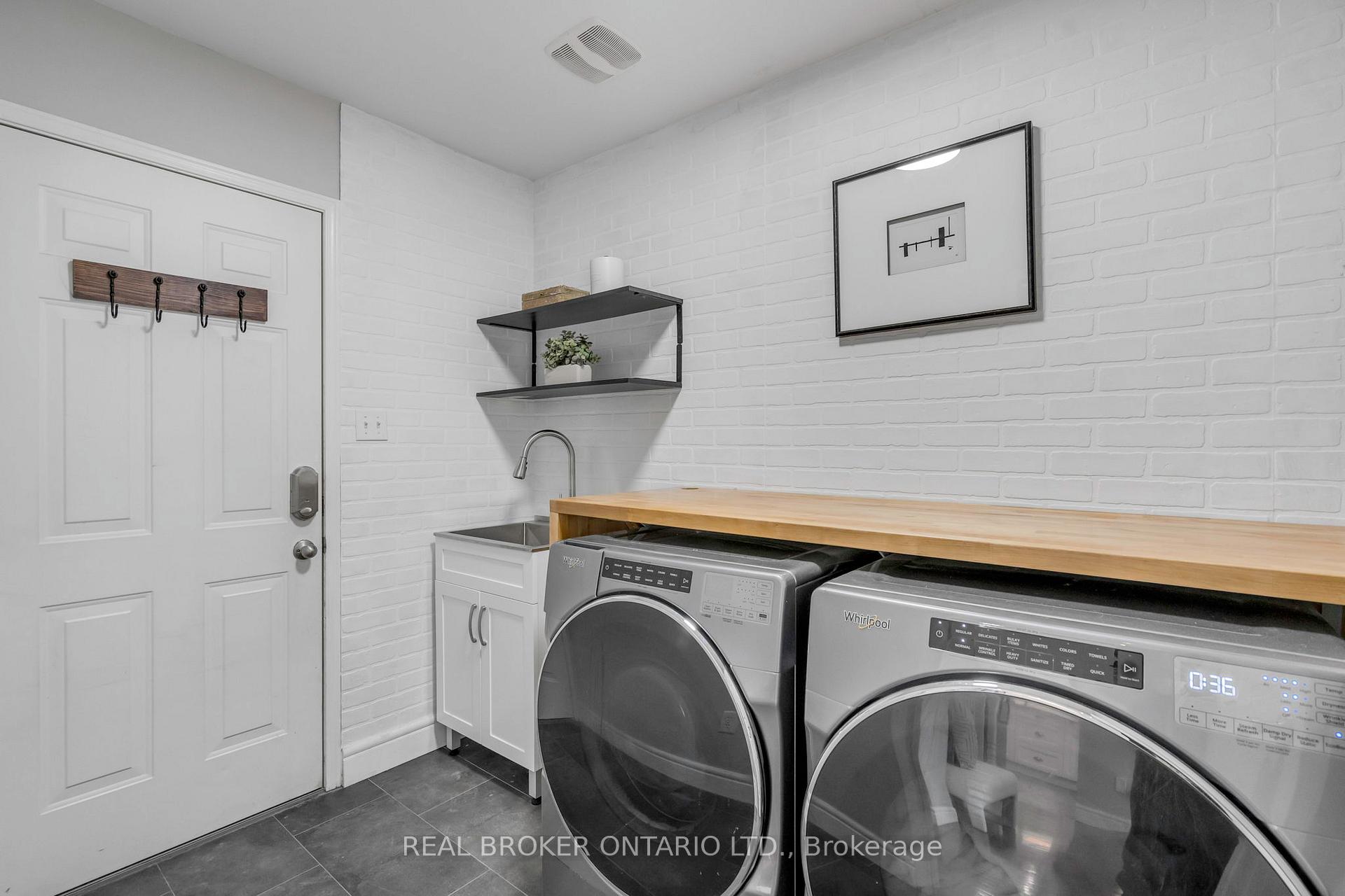 Photo 23 of 1036 Hemstreet Crescent, Milton, Clarke — HOMEH