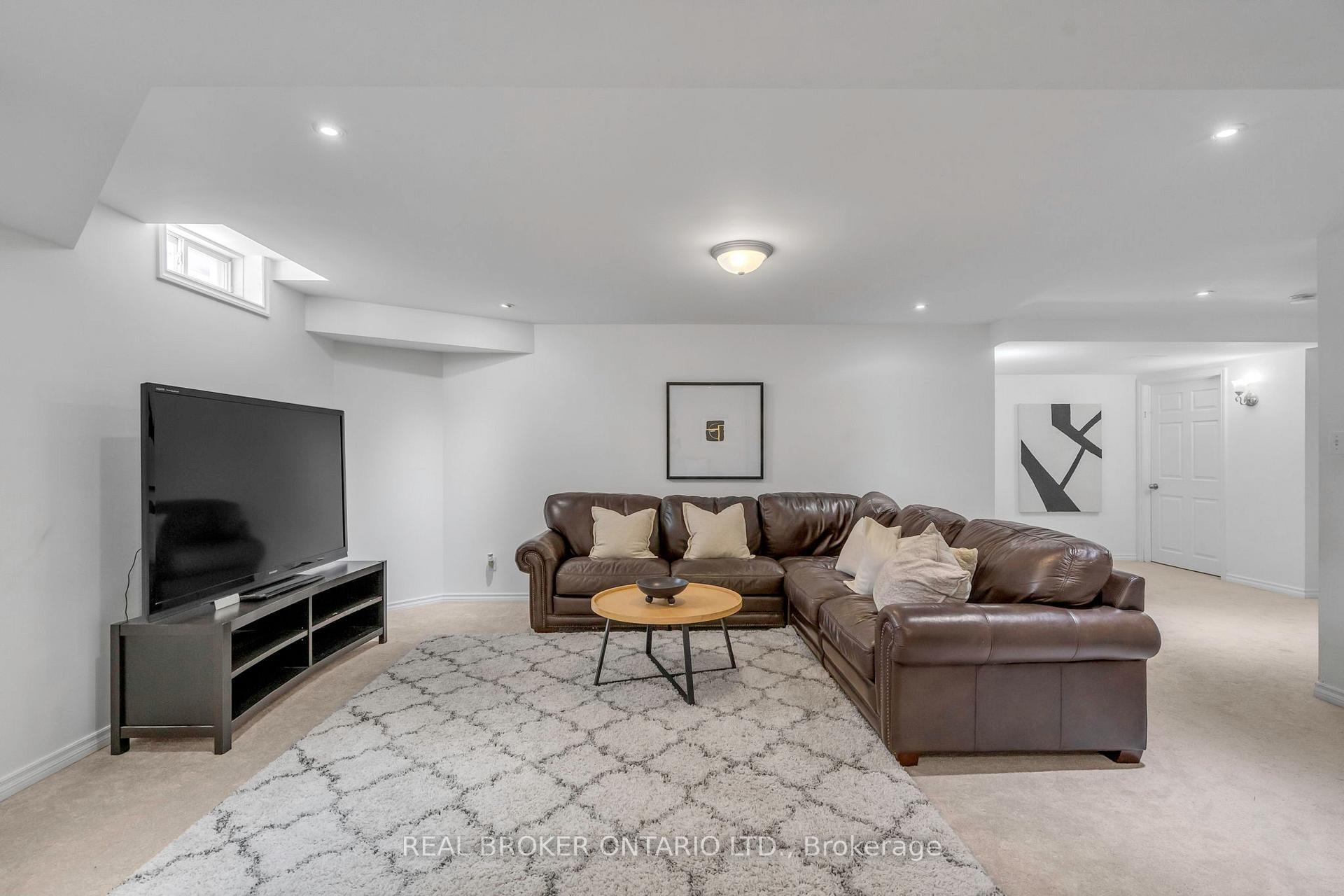 Photo 44 of 1036 Hemstreet Crescent, Milton, Clarke — HOMEH