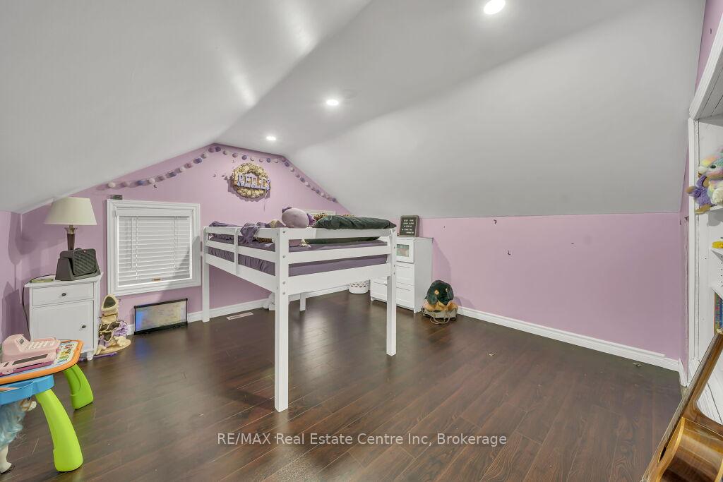 Photo 14 of 26 Brock Road N, Puslinch, Aberfoyle — HOMEH