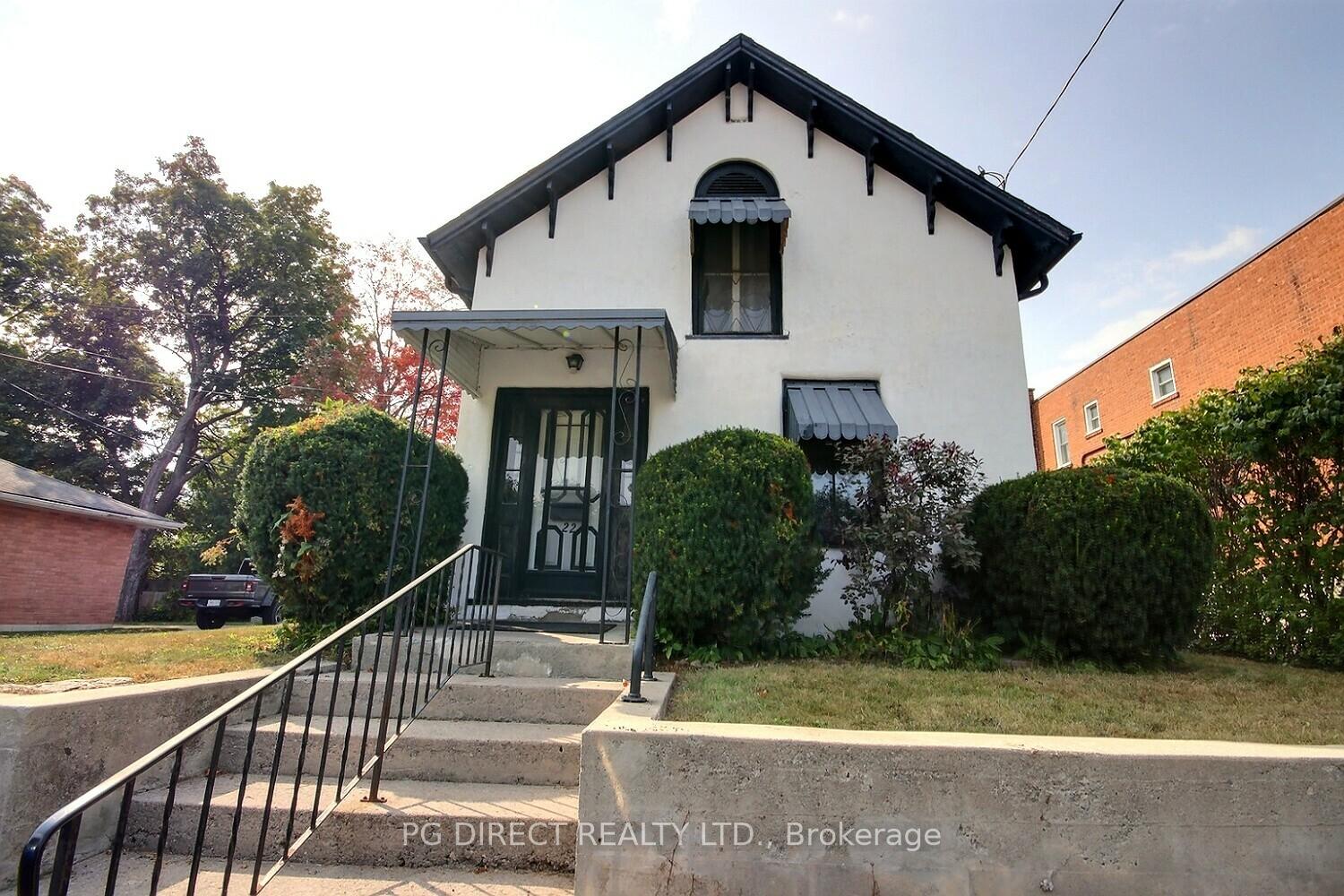 Front of 22 McColl Street