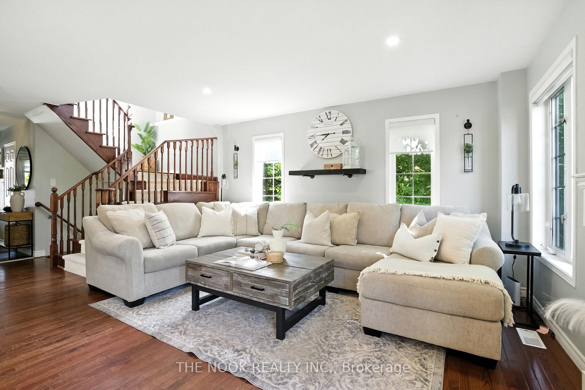 Photo 8 of 1346 Coldstream Drive, Oshawa, Taunton — HOMEH