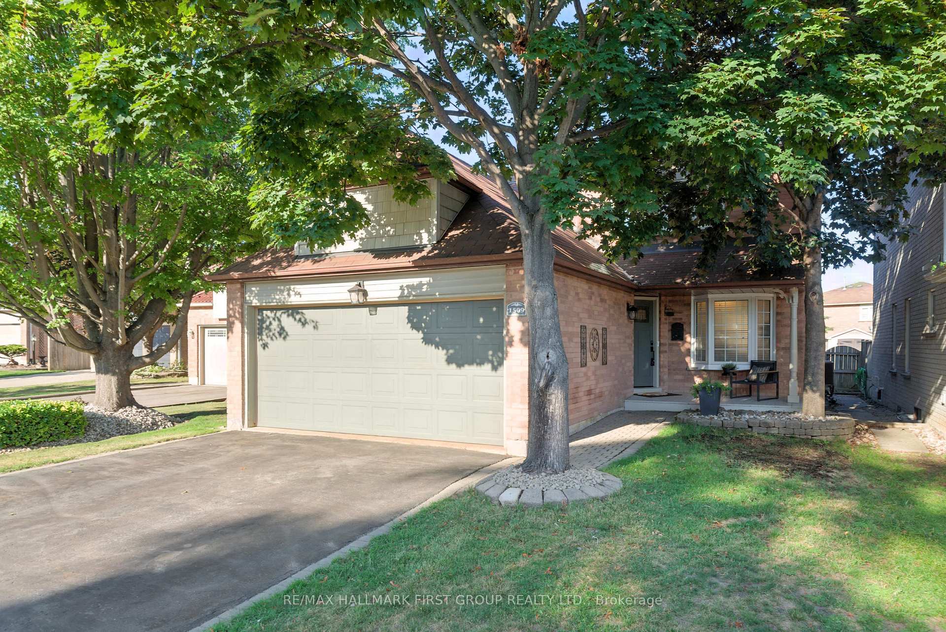 Front of 1509 Sturgeon Court