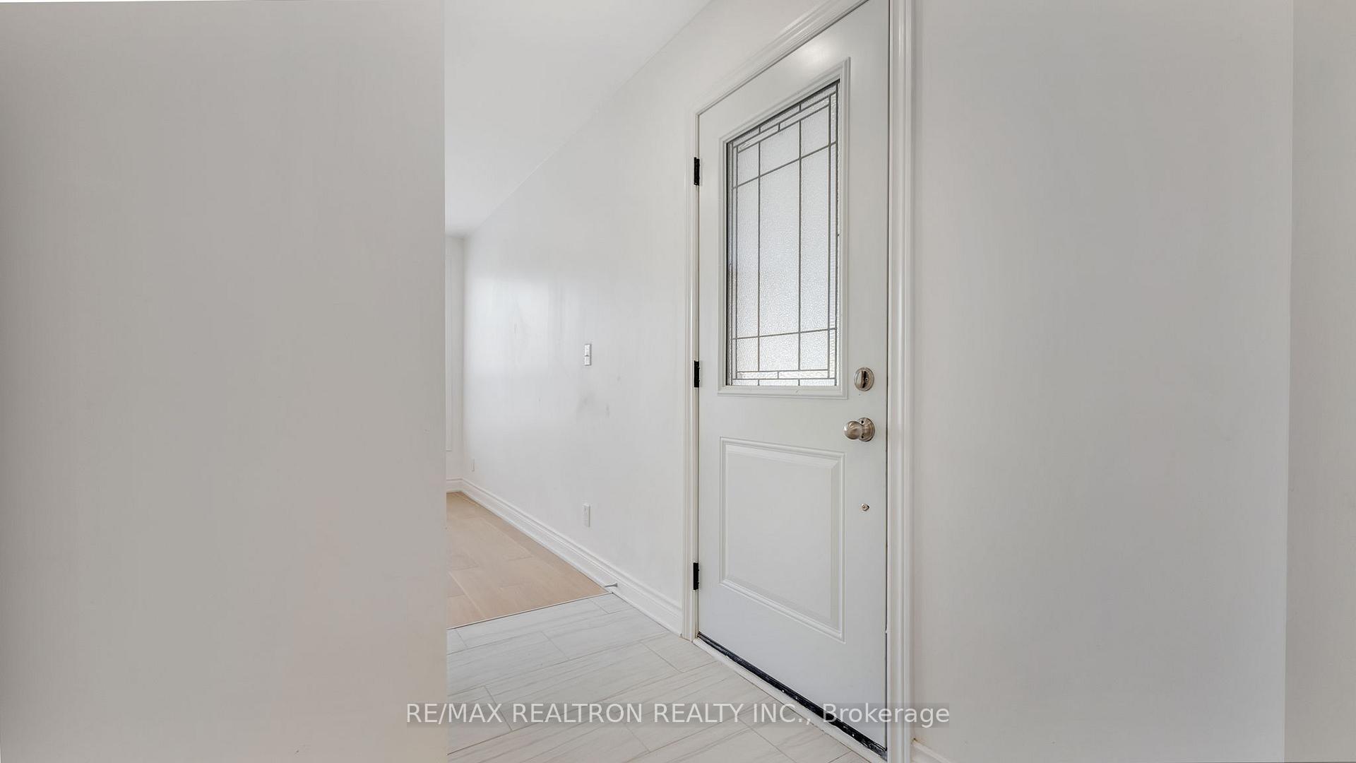 Photo 8 of Unit Main, 898 Modlin Road, Pickering, Bay Ridges — HOMEH