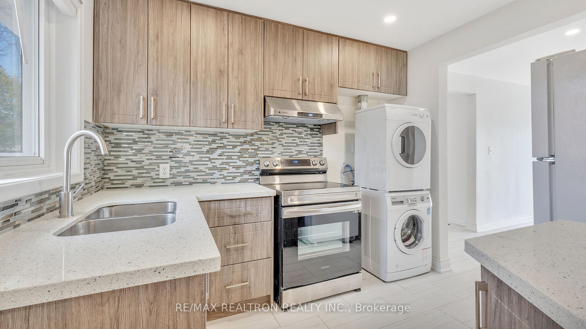Photo 15 of Unit Main, 898 Modlin Road, Pickering, Bay Ridges — HOMEH