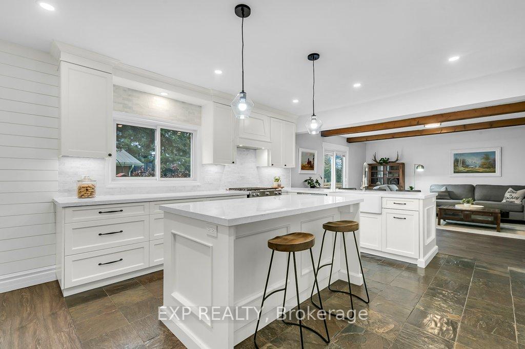 Photo 6 of 6566 Concession 4 Road, Puslinch, Rural Puslinch West — HOMEH