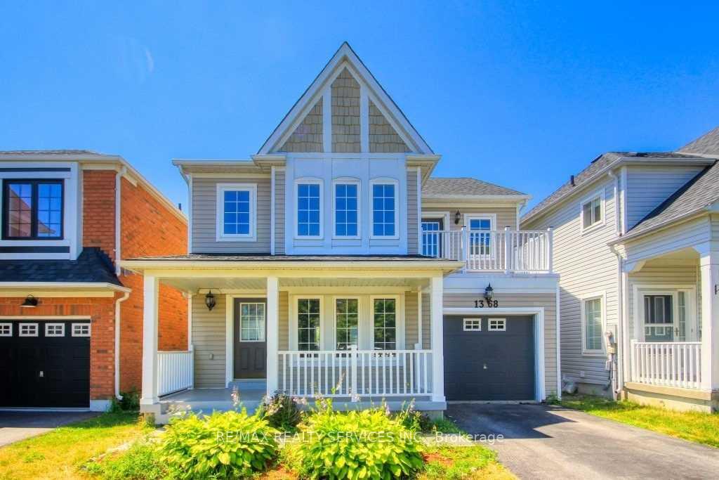 Front of 1368 Dumont Street
