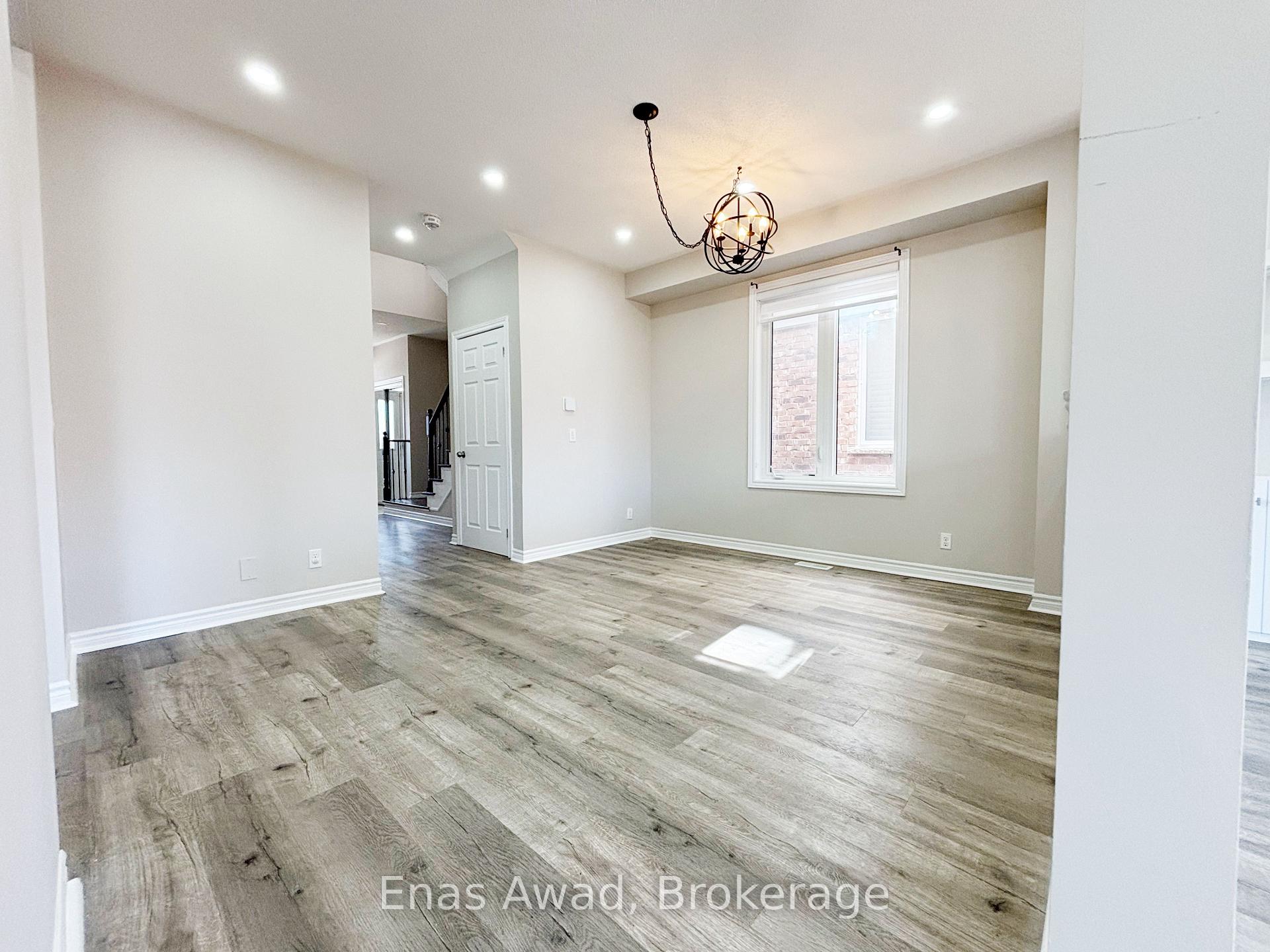Photo 3 of 2375 Dobbinton Street, Oshawa, Windfields — HOMEH