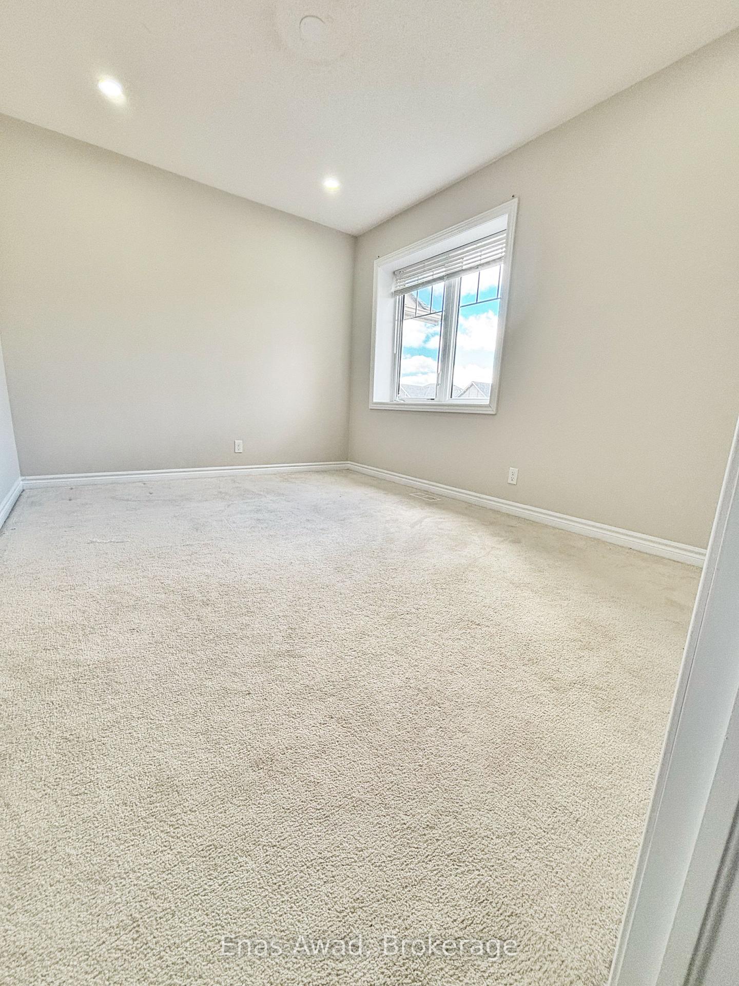 Photo 11 of 2375 Dobbinton Street, Oshawa, Windfields — HOMEH
