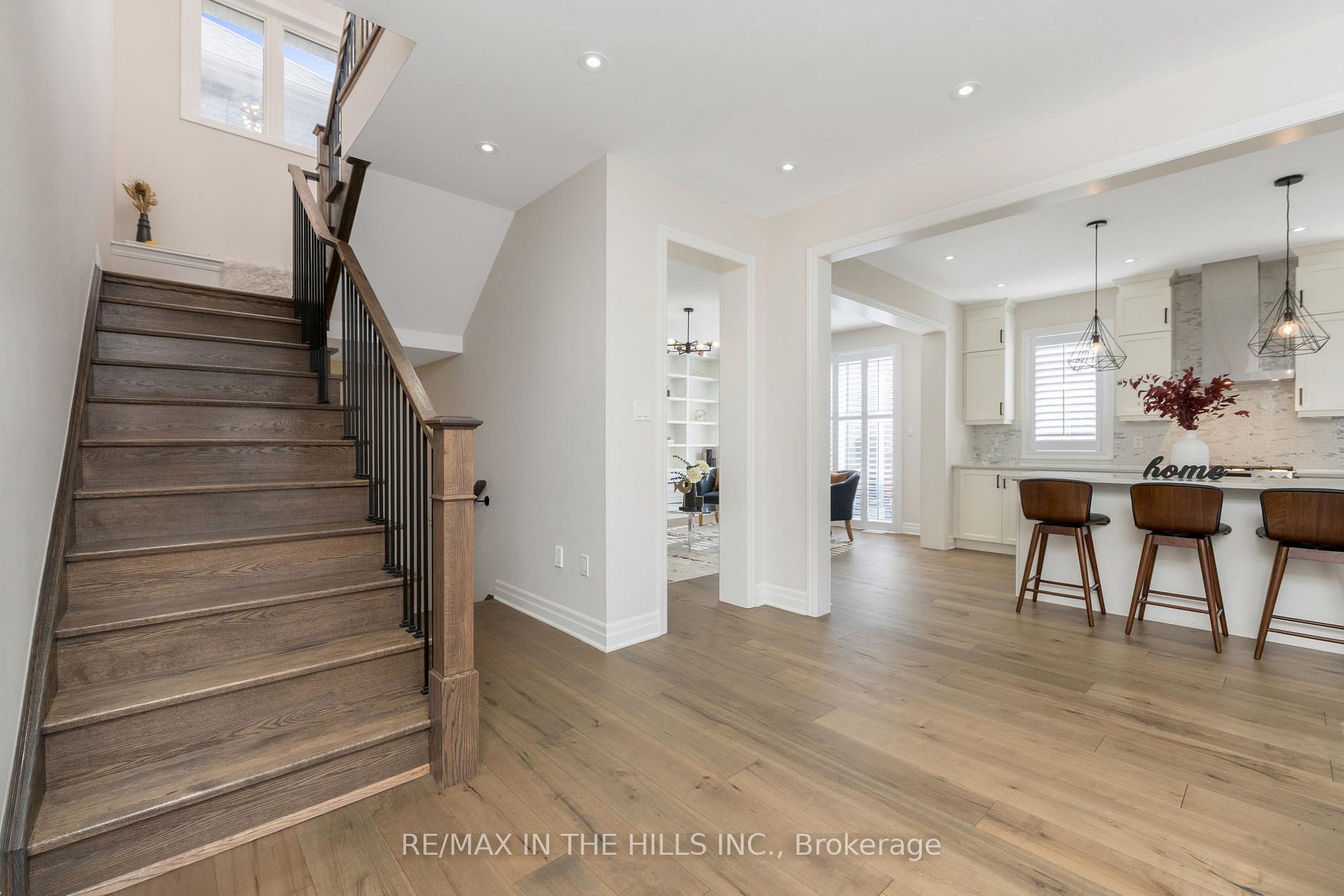 Photo 22 of 521 Kennedy Circle W, Milton, Cobban — HOMEH