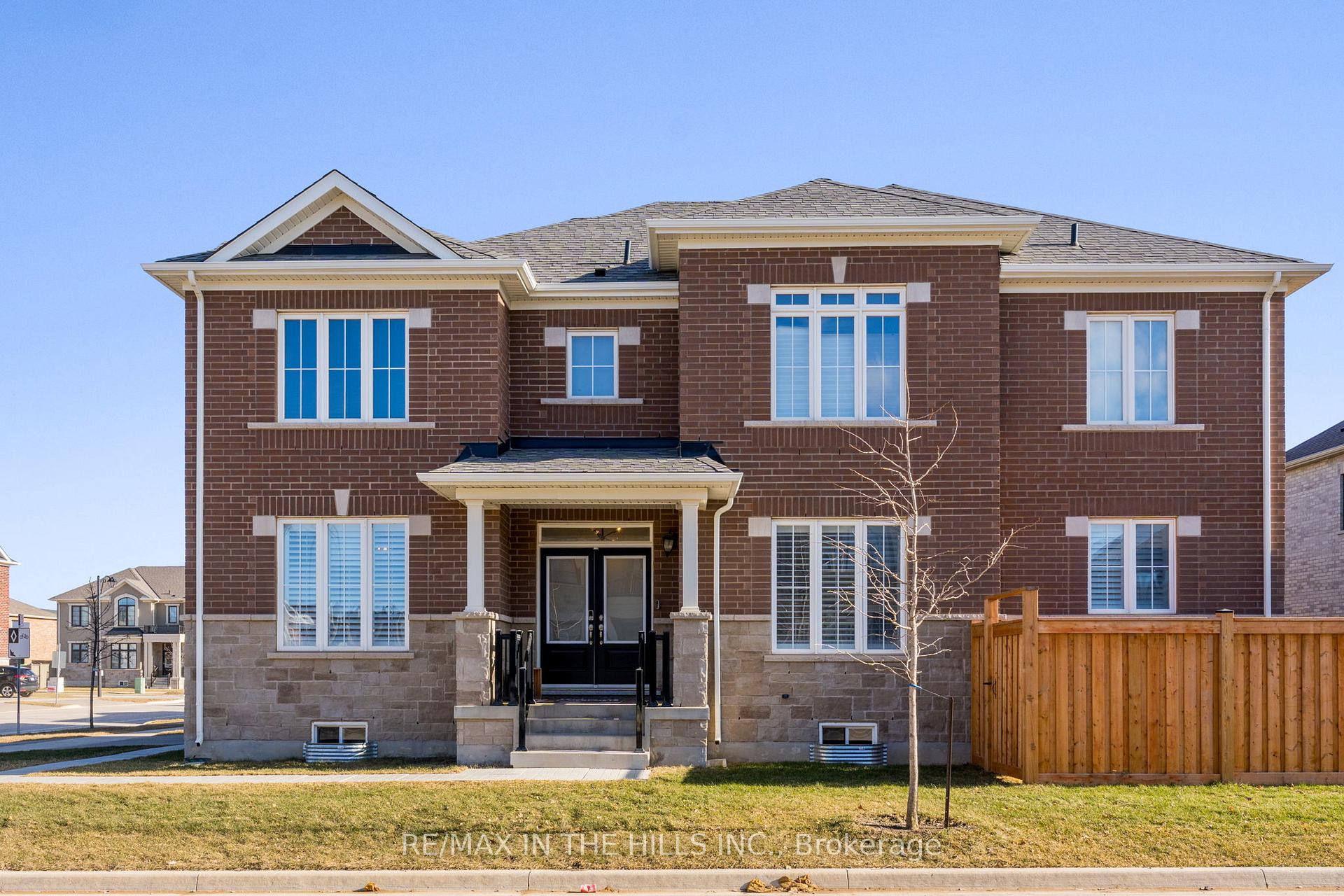 Photo 41 of 521 Kennedy Circle W, Milton, Cobban — HOMEH