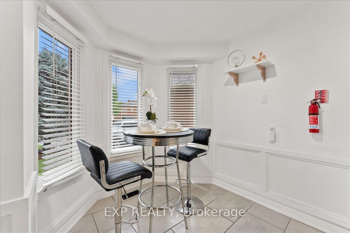 Photo 6 of 1391 Ferncliff Circle, Pickering, Liverpool — HOMEH