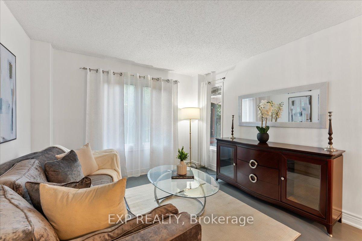 Photo 15 of 1391 Ferncliff Circle, Pickering, Liverpool — HOMEH
