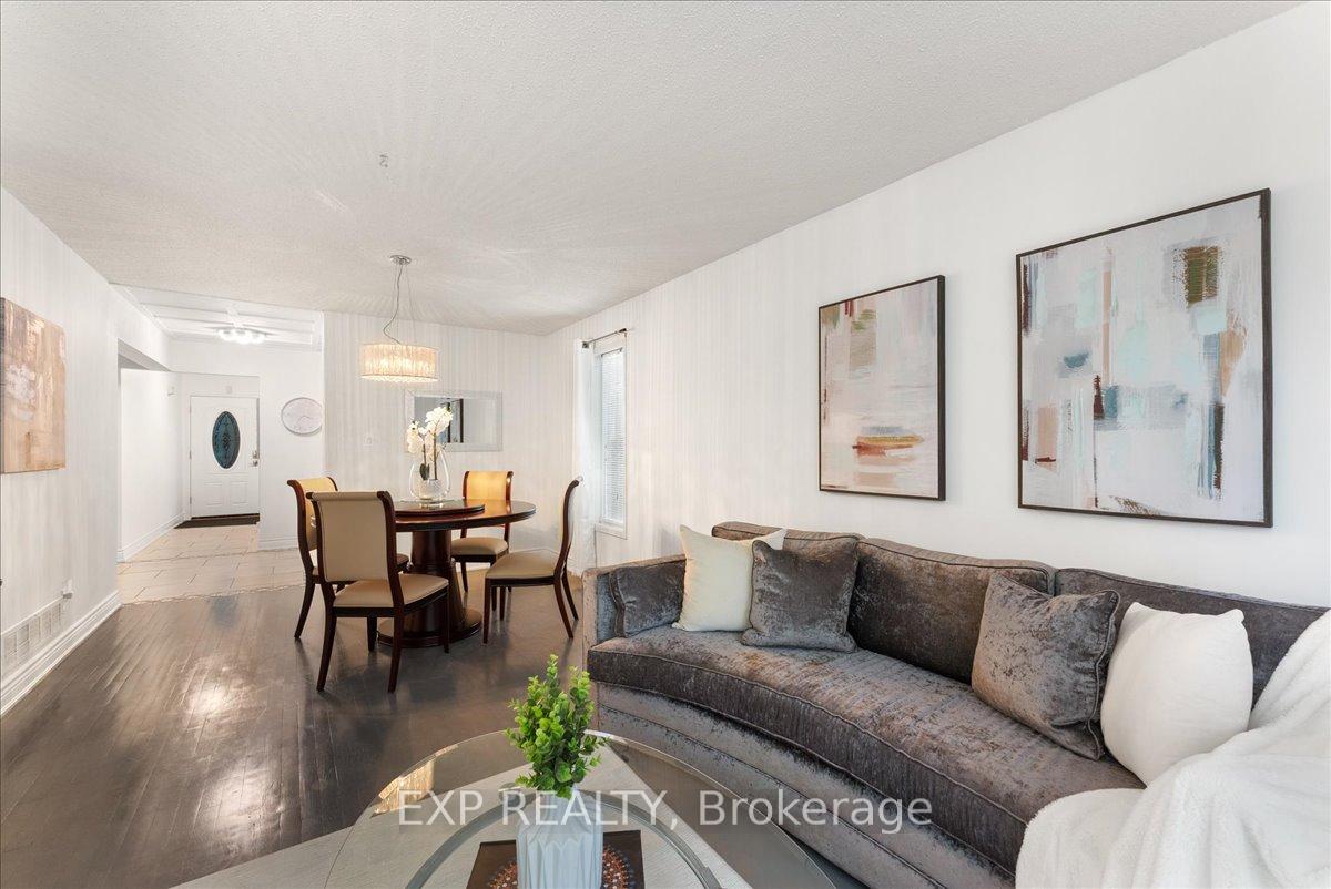 Photo 16 of 1391 Ferncliff Circle, Pickering, Liverpool — HOMEH