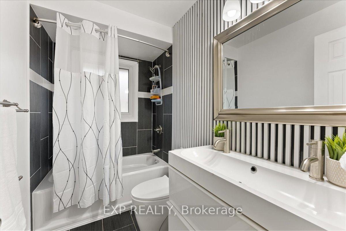 Photo 29 of 1391 Ferncliff Circle, Pickering, Liverpool — HOMEH