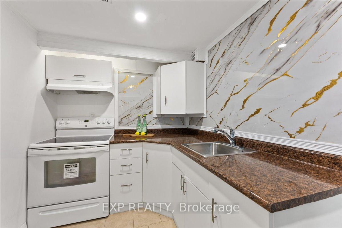 Photo 35 of 1391 Ferncliff Circle, Pickering, Liverpool — HOMEH