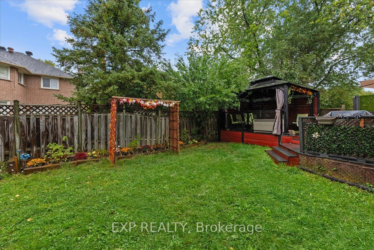Photo 41 of 1391 Ferncliff Circle, Pickering, Liverpool — HOMEH