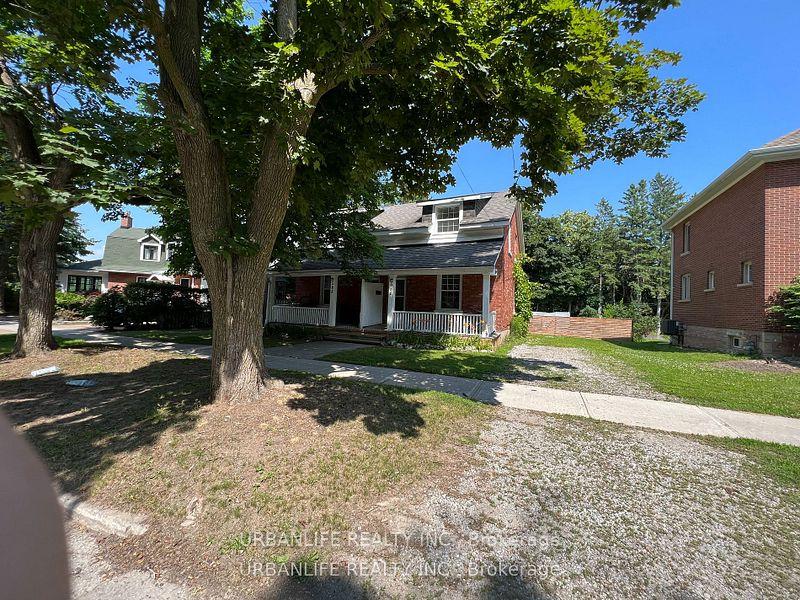 Photo 2 of 586 Waterford Street, Peterborough, Town Ward 3 — HOMEH