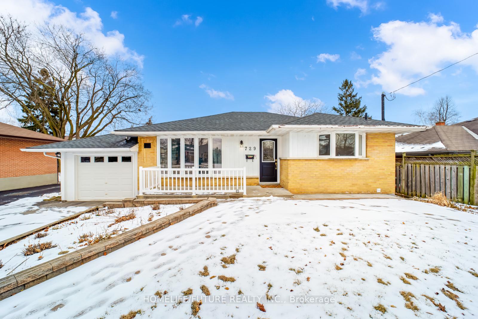 Photo 3 of 729 Glenforest Street, Oshawa, Northglen — HOMEH