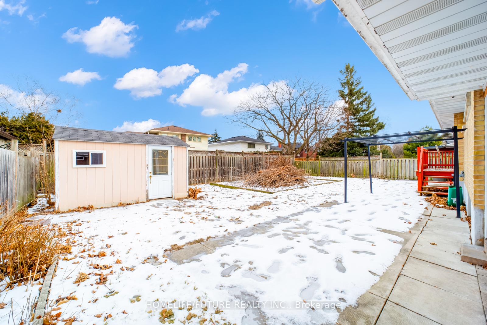 Photo 24 of 729 Glenforest Street, Oshawa, Northglen — HOMEH