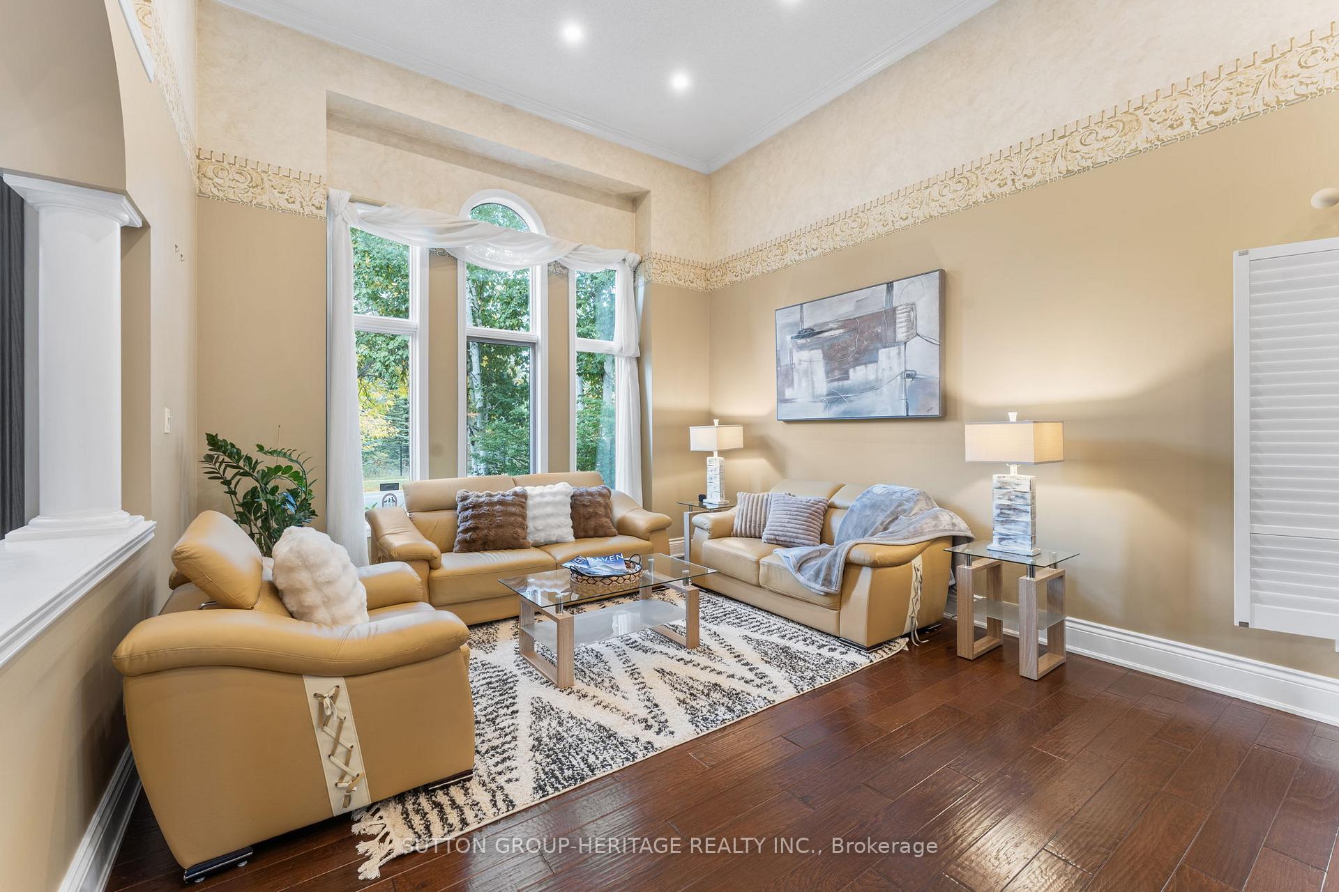 Photo 9 of 2300 Abbott Crescent, Pickering, Brock Ridge — HOMEH