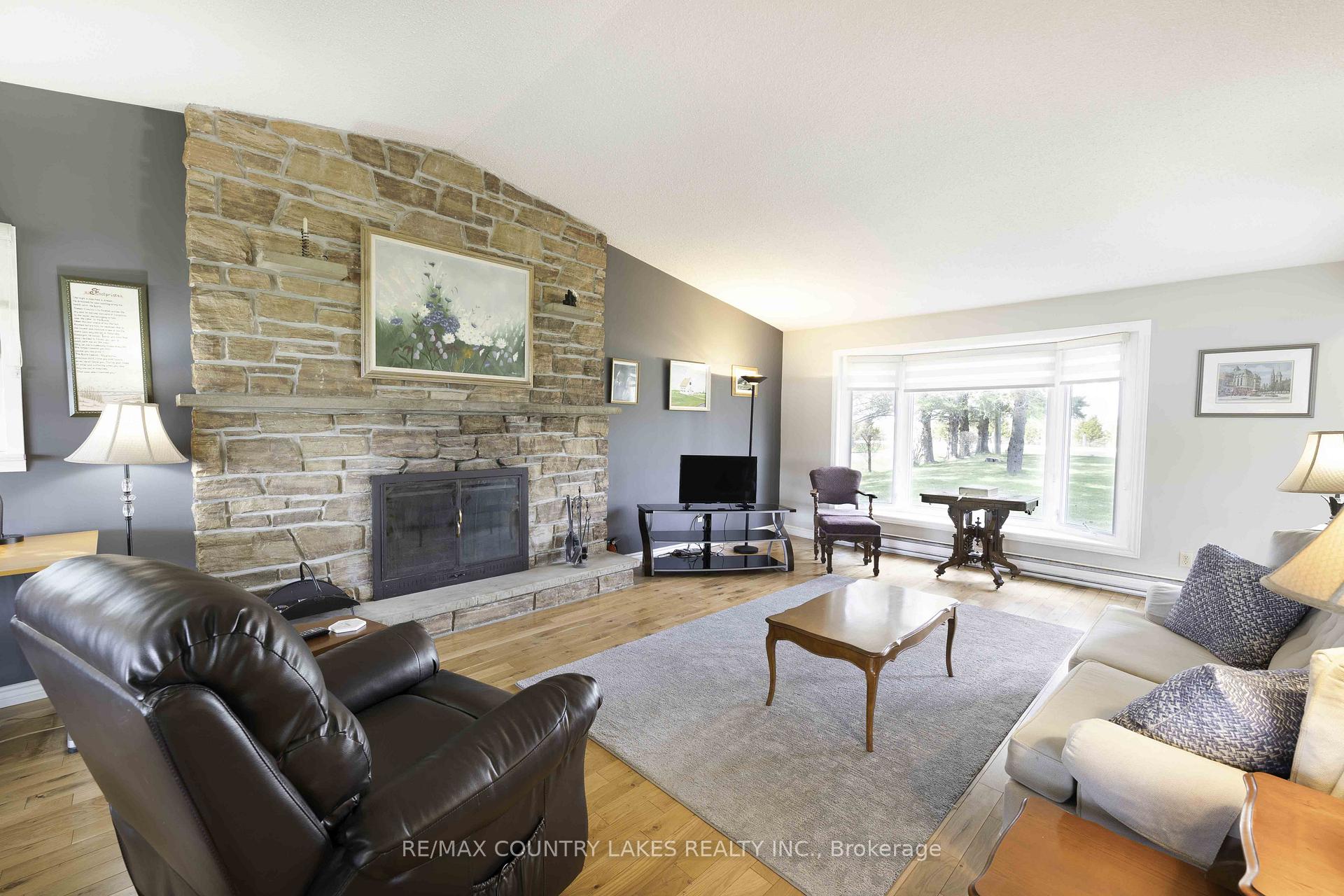 Photo 7 of 1389 Canal Road, Ramara, Rural Ramara — HOMEH