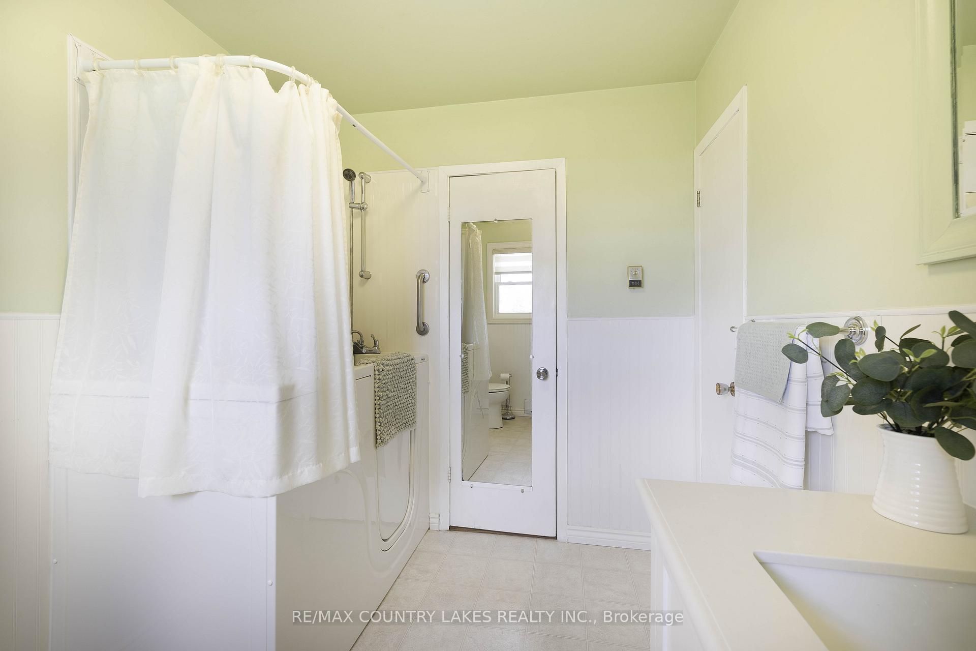 Photo 31 of 1389 Canal Road, Ramara, Rural Ramara — HOMEH